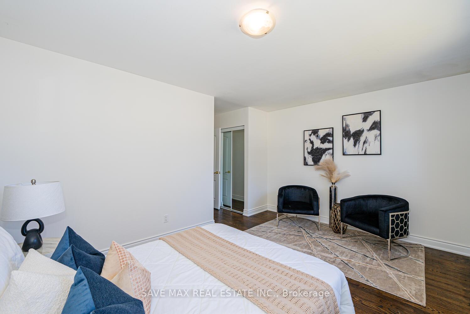 Photo 10 of 24 Evesham Crescent, Brampton, Southgate — HOMEH