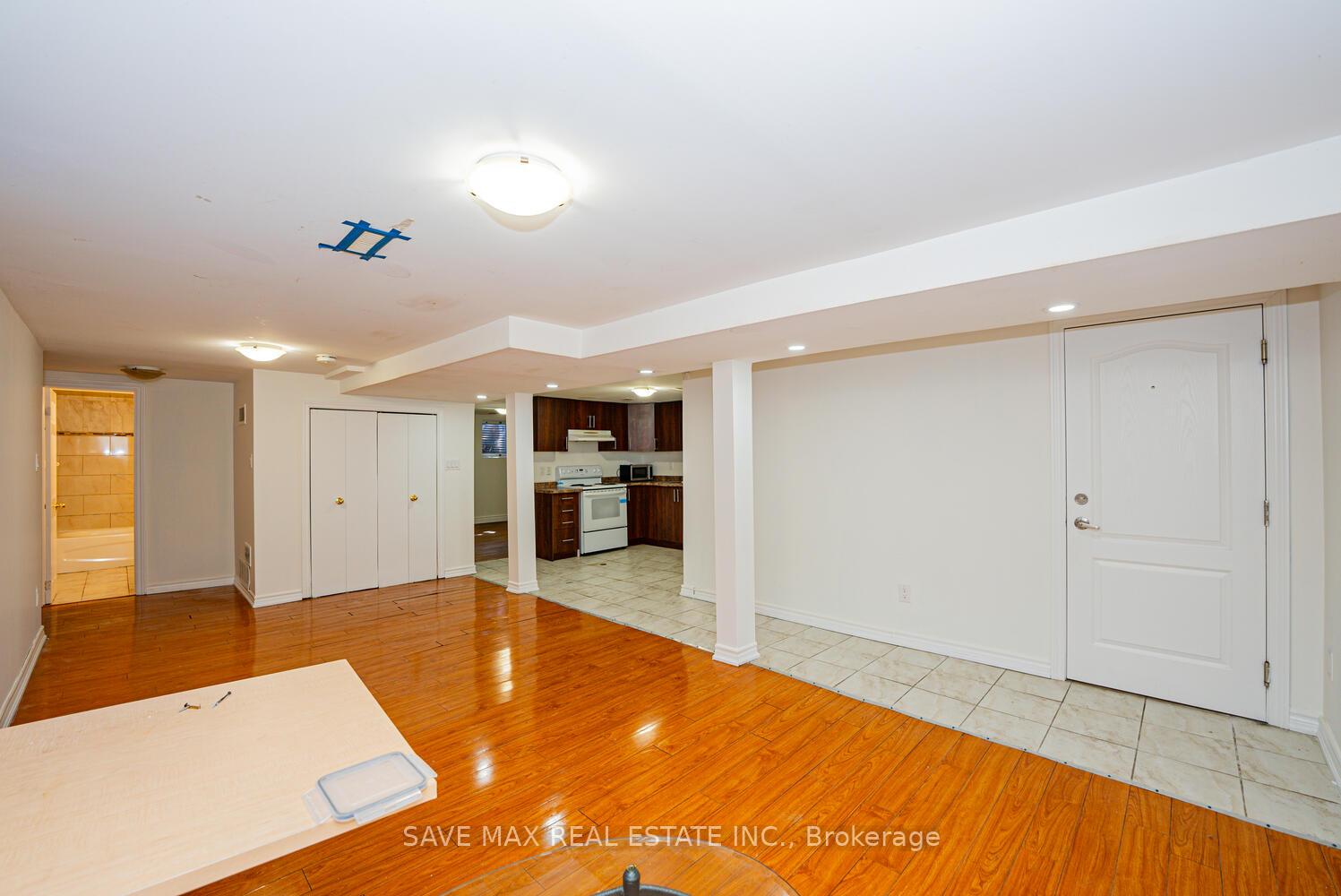 Photo 19 of 24 Evesham Crescent, Brampton, Southgate — HOMEH
