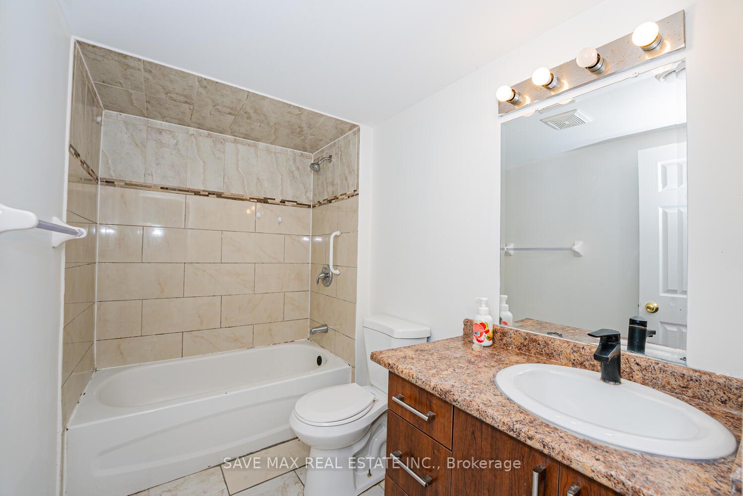 Photo 23 of 24 Evesham Crescent, Brampton, Southgate — HOMEH