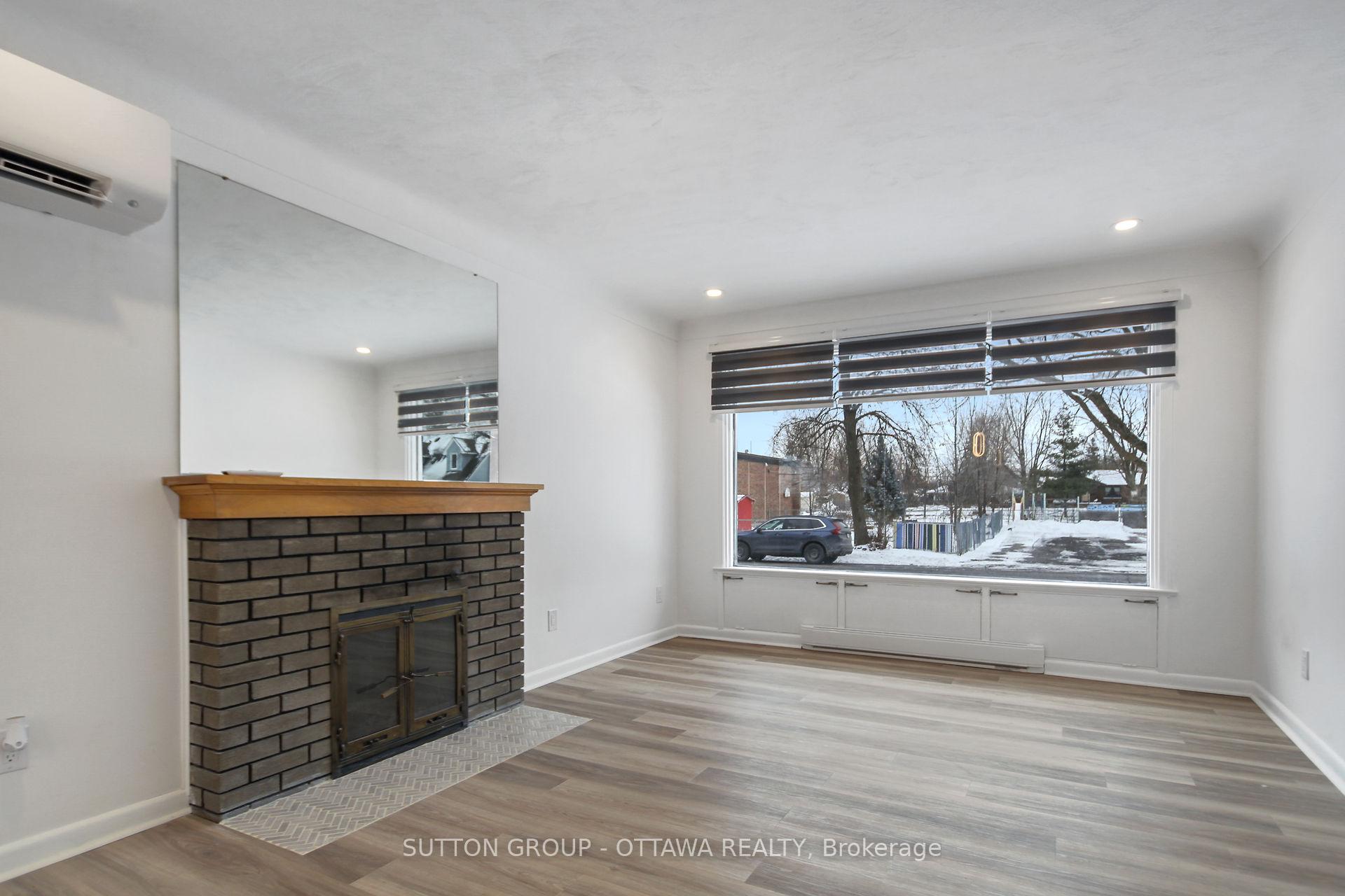 Photo 5 of Unit A - Main Level, 839 Colson Avenue, Ottawa, Elmvale Acres — HOMEH