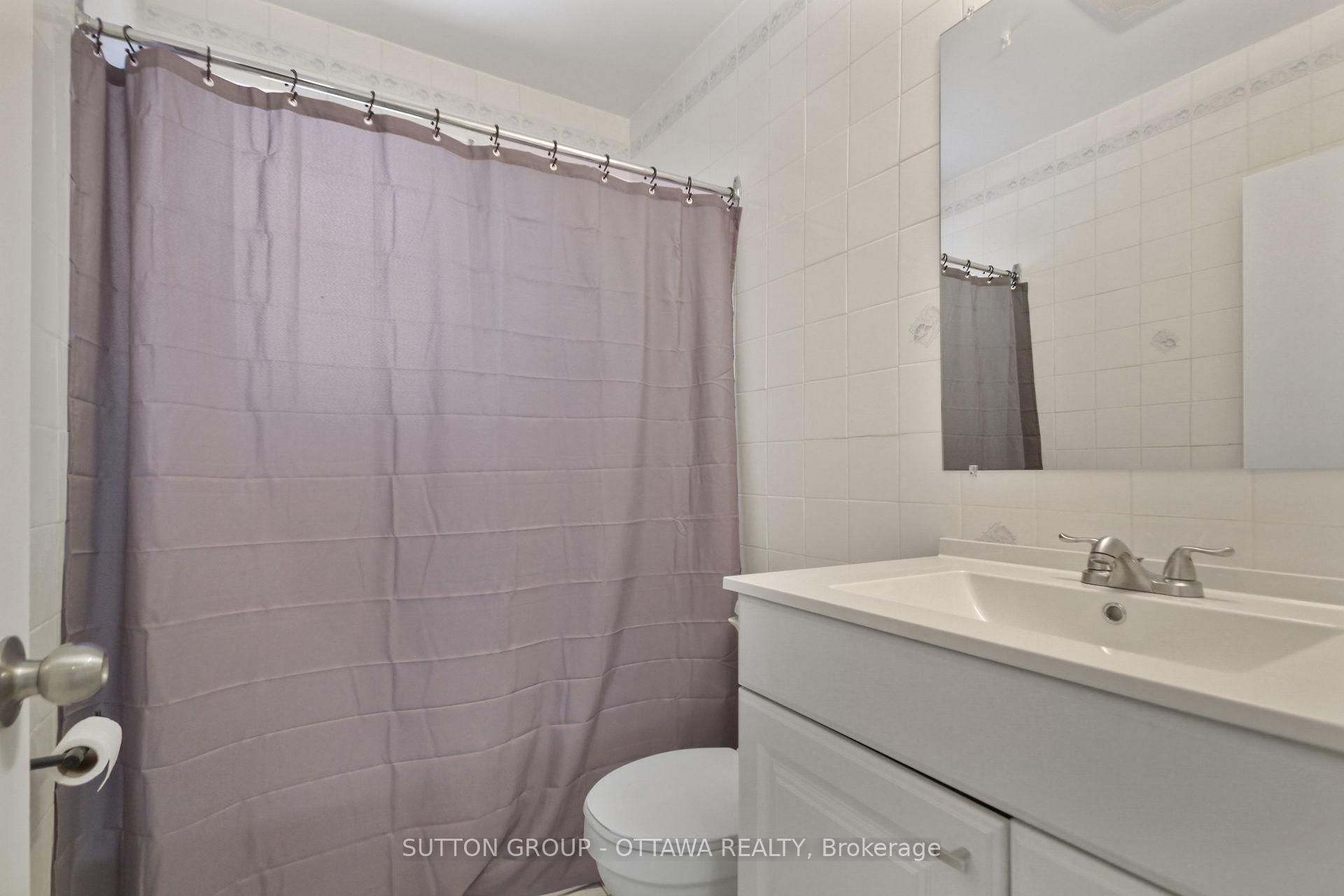 Photo 21 of Unit A - Main Level, 839 Colson Avenue, Ottawa, Elmvale Acres — HOMEH