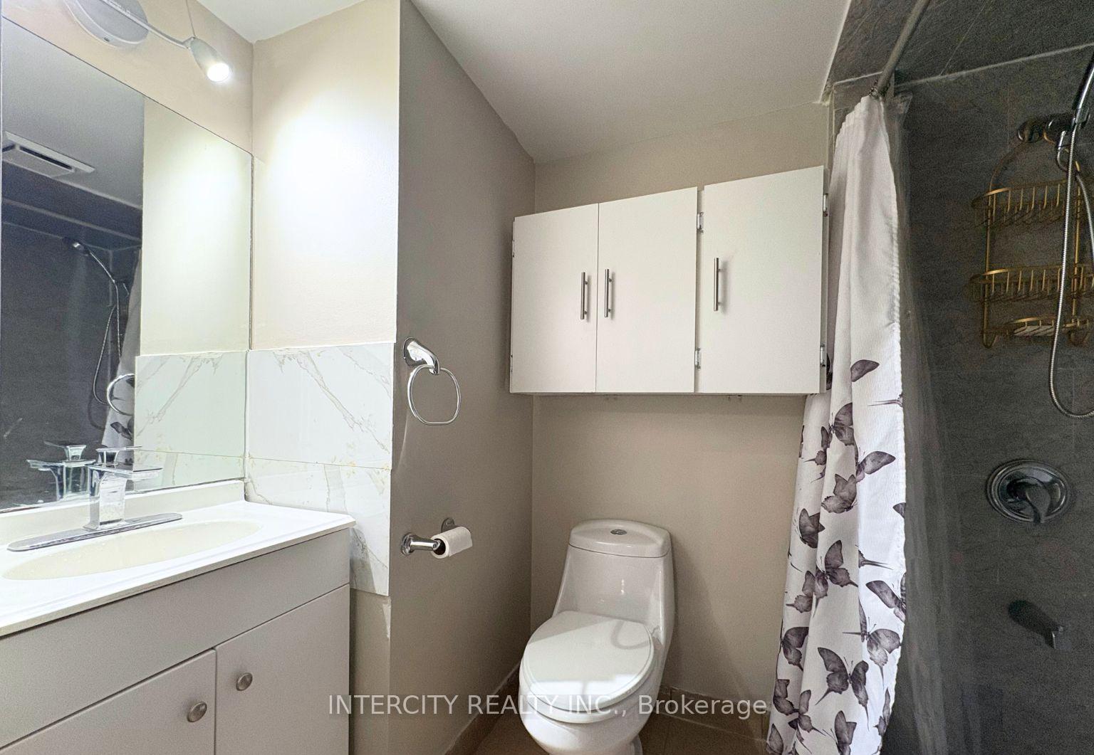 Photo 14 of 34 Peace Valley Crescent E, Brampton, Sandringham-Wellington — HOMEH