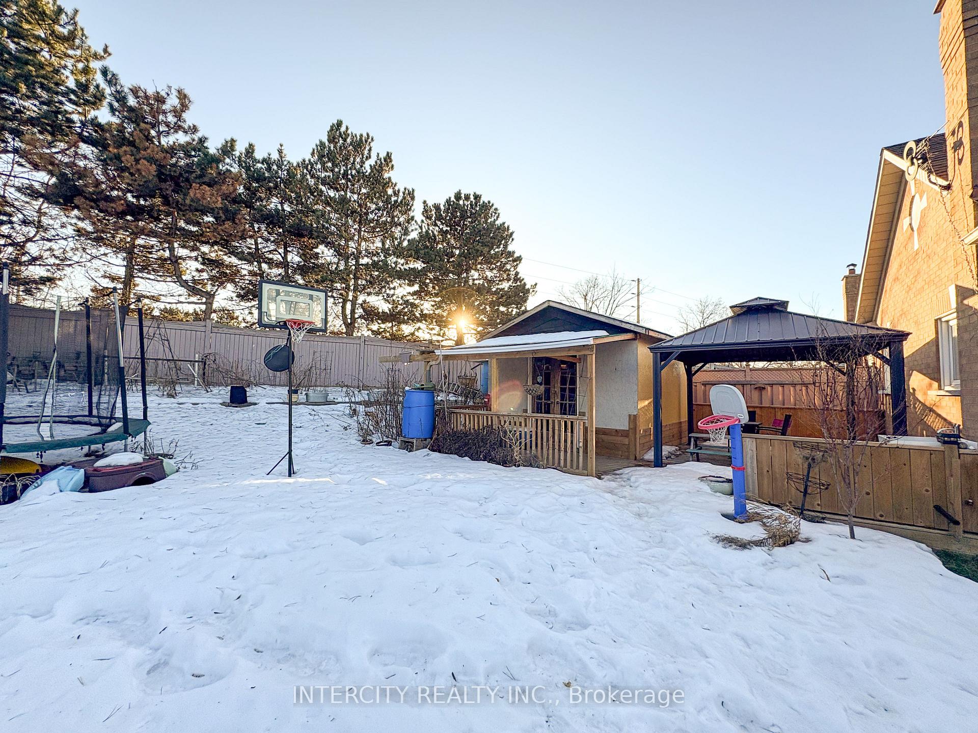 Photo 21 of 34 Peace Valley Crescent E, Brampton, Sandringham-Wellington — HOMEH