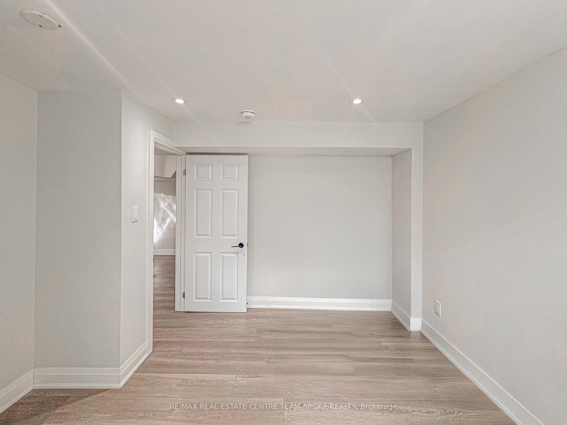 Photo 5 of Unit #Bsmt, 16 Beresford Crescent, Brampton, Bram East — HOMEH