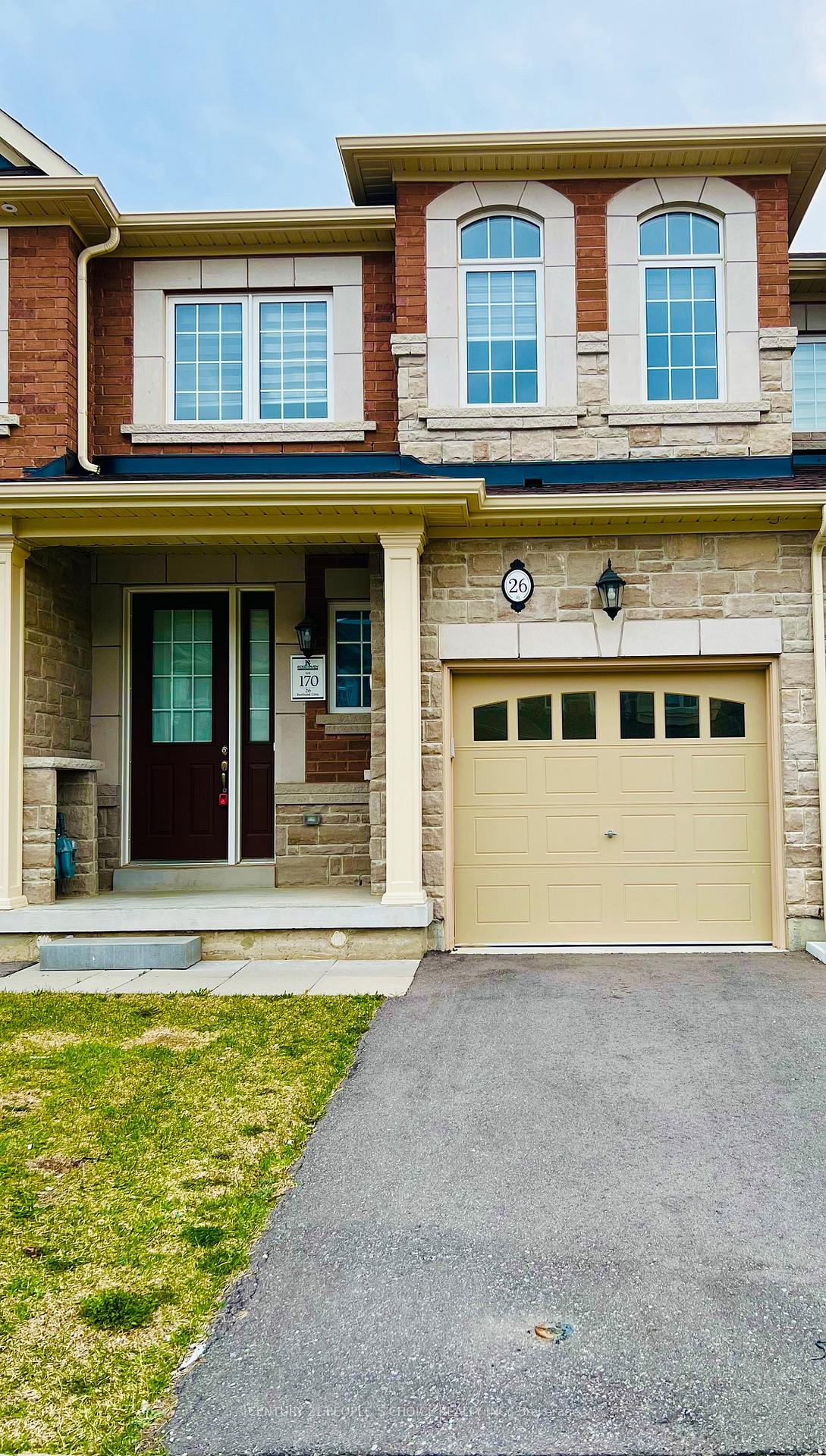 Photo 2 of 26 Benhurst Crescent, Brampton, Northwest Brampton — HOMEH