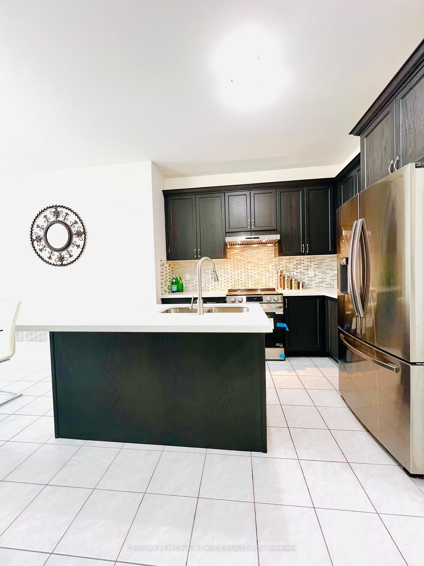 Photo 19 of 26 Benhurst Crescent, Brampton, Northwest Brampton — HOMEH