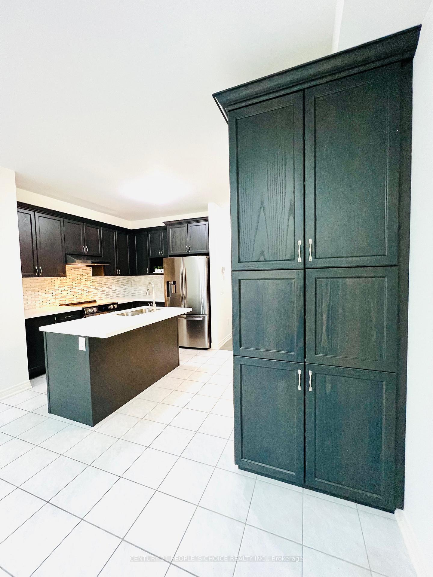 Photo 24 of 26 Benhurst Crescent, Brampton, Northwest Brampton — HOMEH