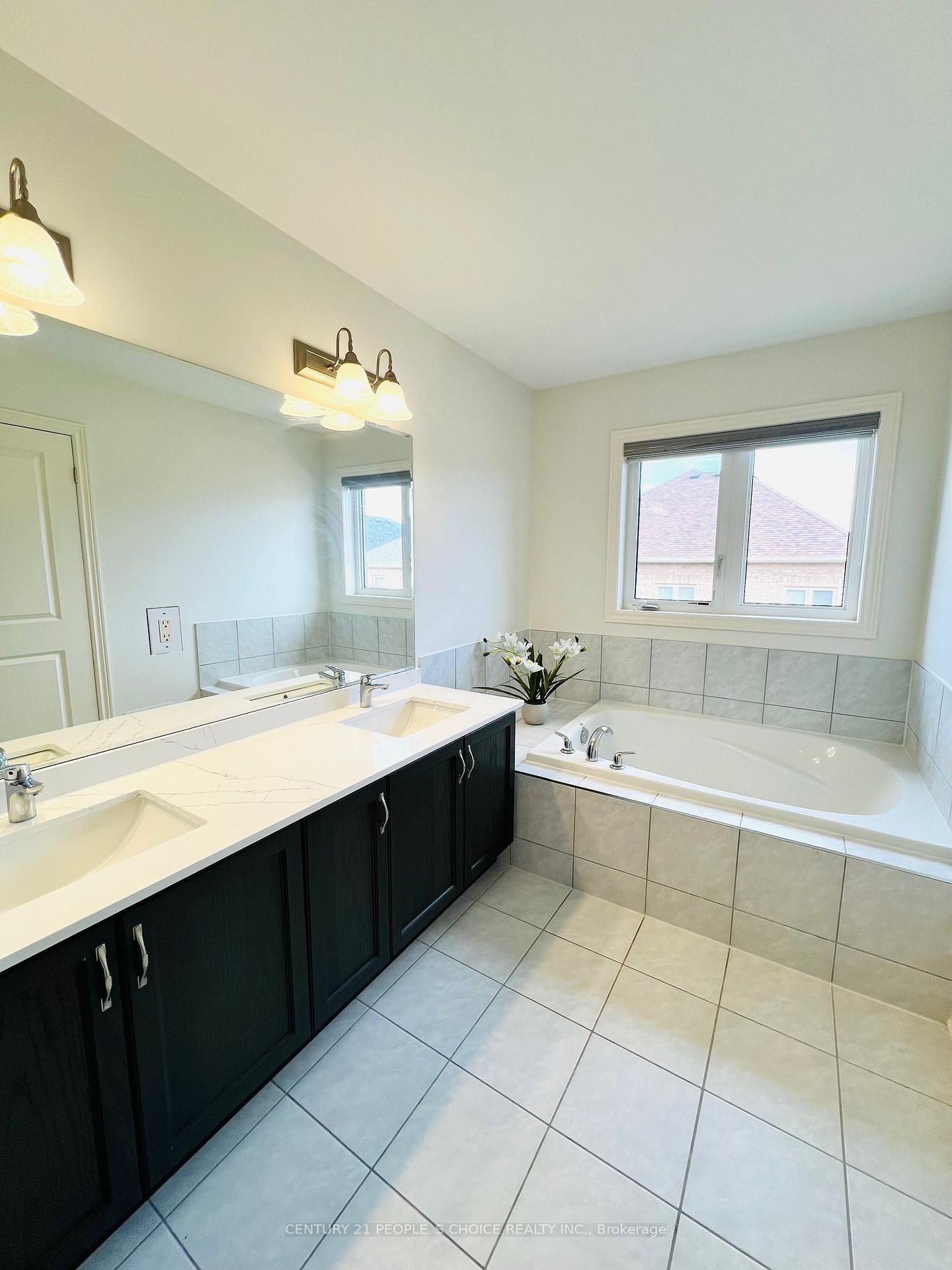 Photo 26 of 26 Benhurst Crescent, Brampton, Northwest Brampton — HOMEH