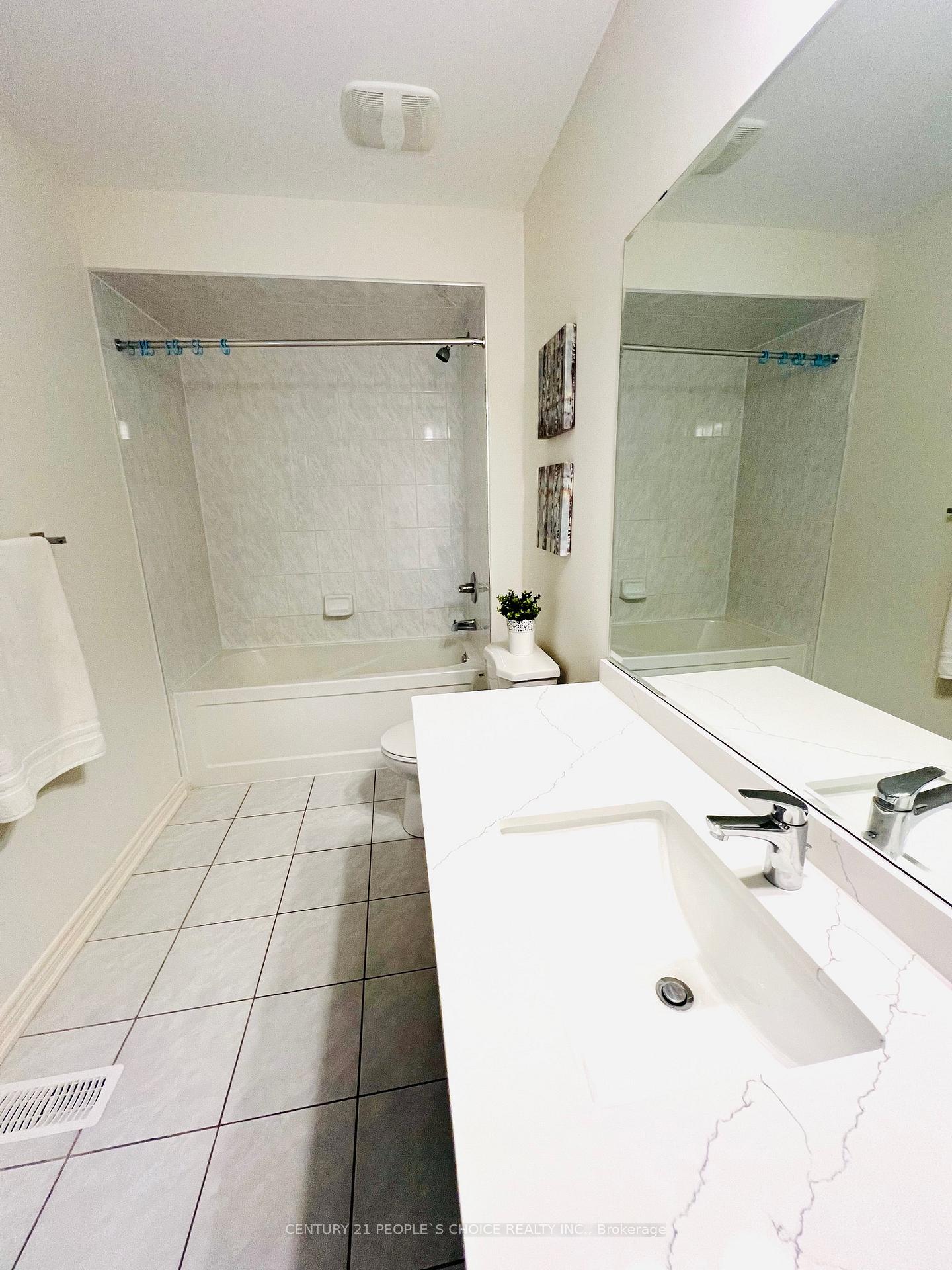 Photo 31 of 26 Benhurst Crescent, Brampton, Northwest Brampton — HOMEH