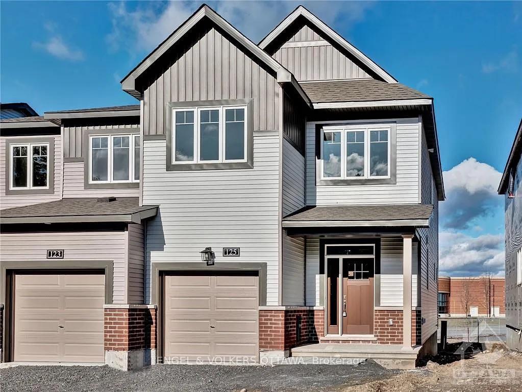 Photo 1 of 125 Bending Way, Ottawa, Barrhaven - Hearts Desire — HOMEH