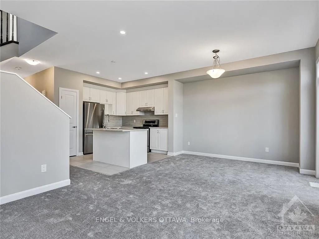 Photo 7 of 125 Bending Way, Ottawa, Barrhaven - Hearts Desire — HOMEH