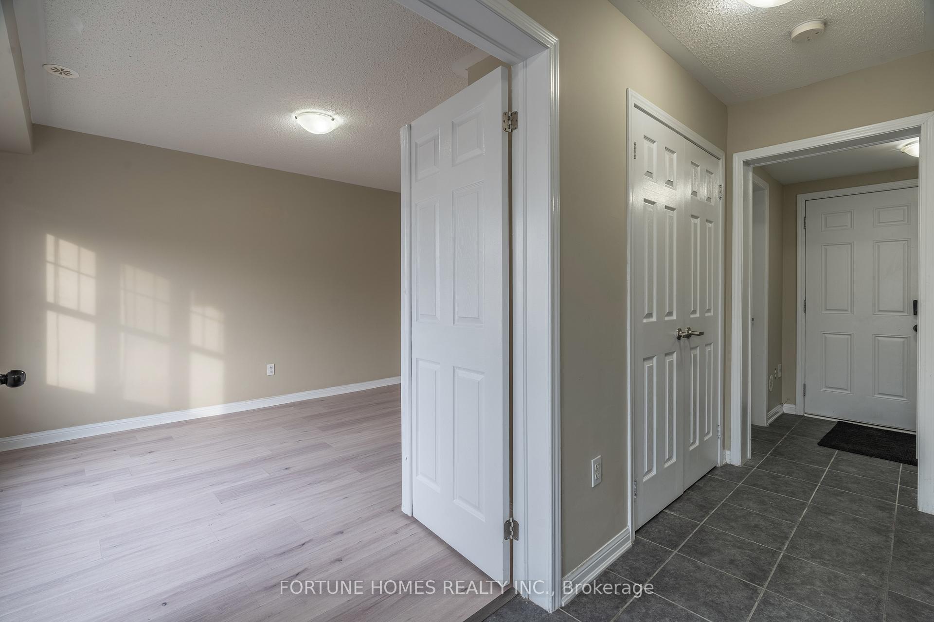 Photo 5 of 44 Ganton Heights, Brampton, Northwest Brampton — HOMEH