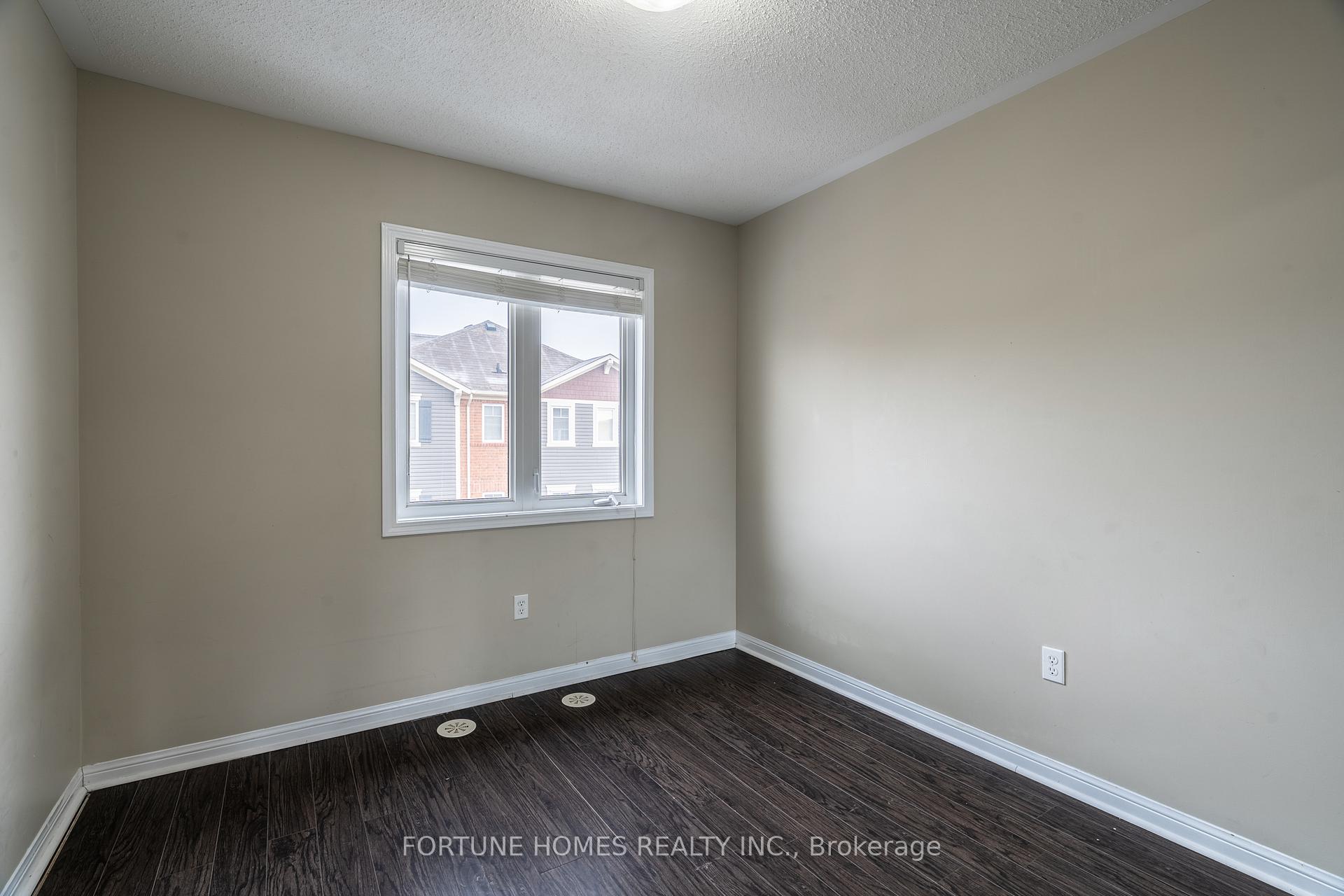 Photo 29 of 44 Ganton Heights, Brampton, Northwest Brampton — HOMEH
