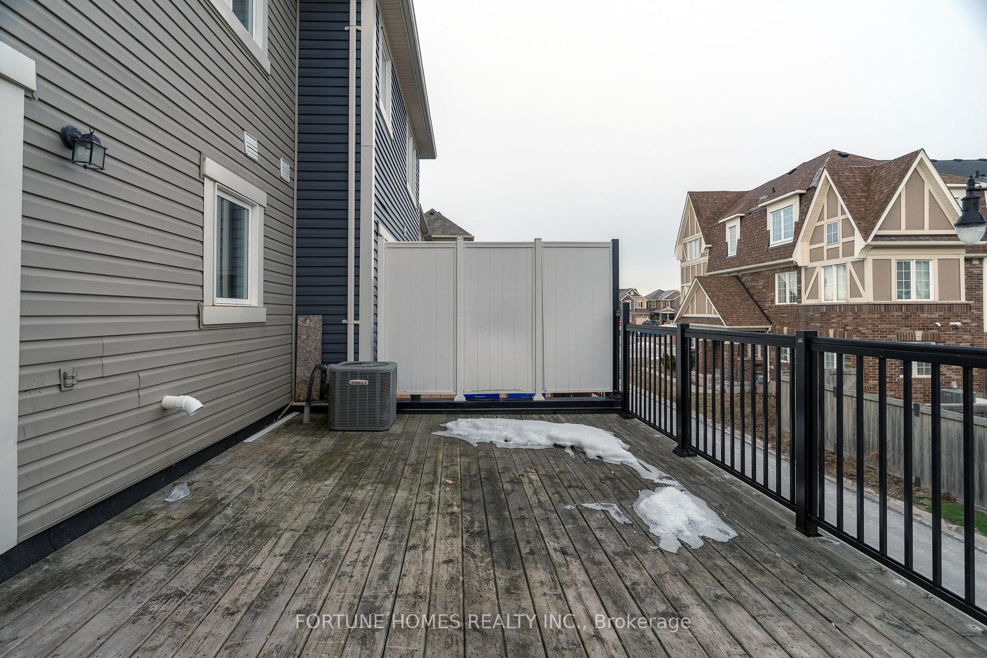 Photo 34 of 44 Ganton Heights, Brampton, Northwest Brampton — HOMEH