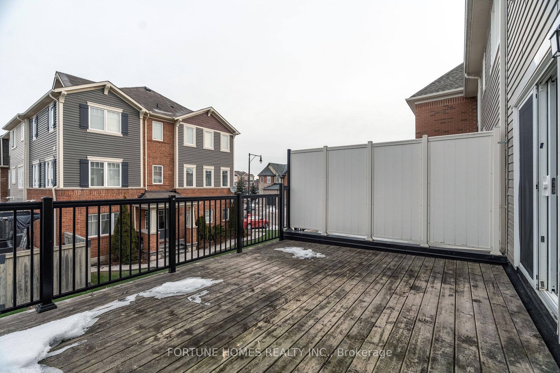 Photo 35 of 44 Ganton Heights, Brampton, Northwest Brampton — HOMEH