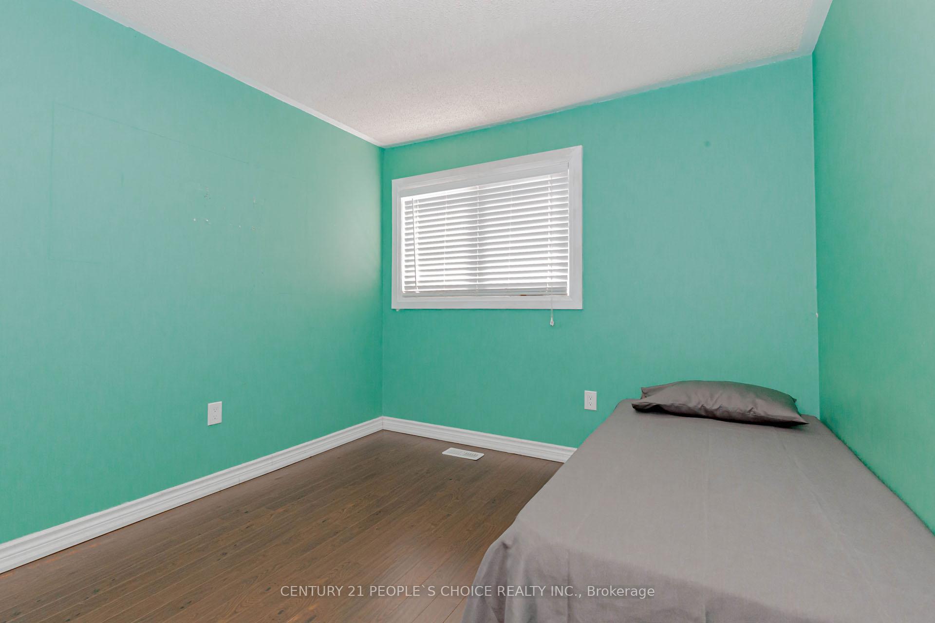 Photo 17 of 13 Richwood Crescent, Brampton, Brampton West — HOMEH