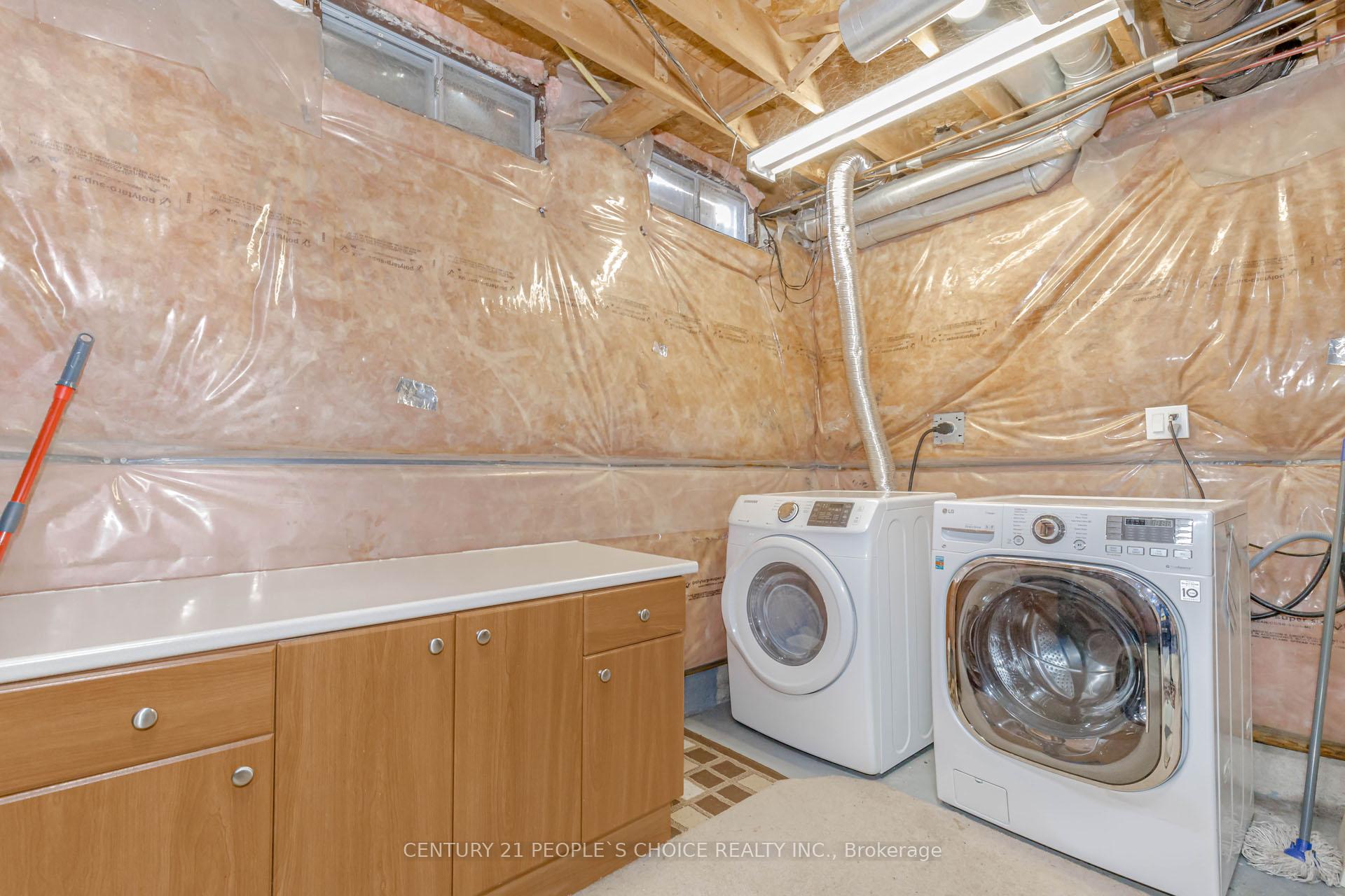 Photo 20 of 13 Richwood Crescent, Brampton, Brampton West — HOMEH