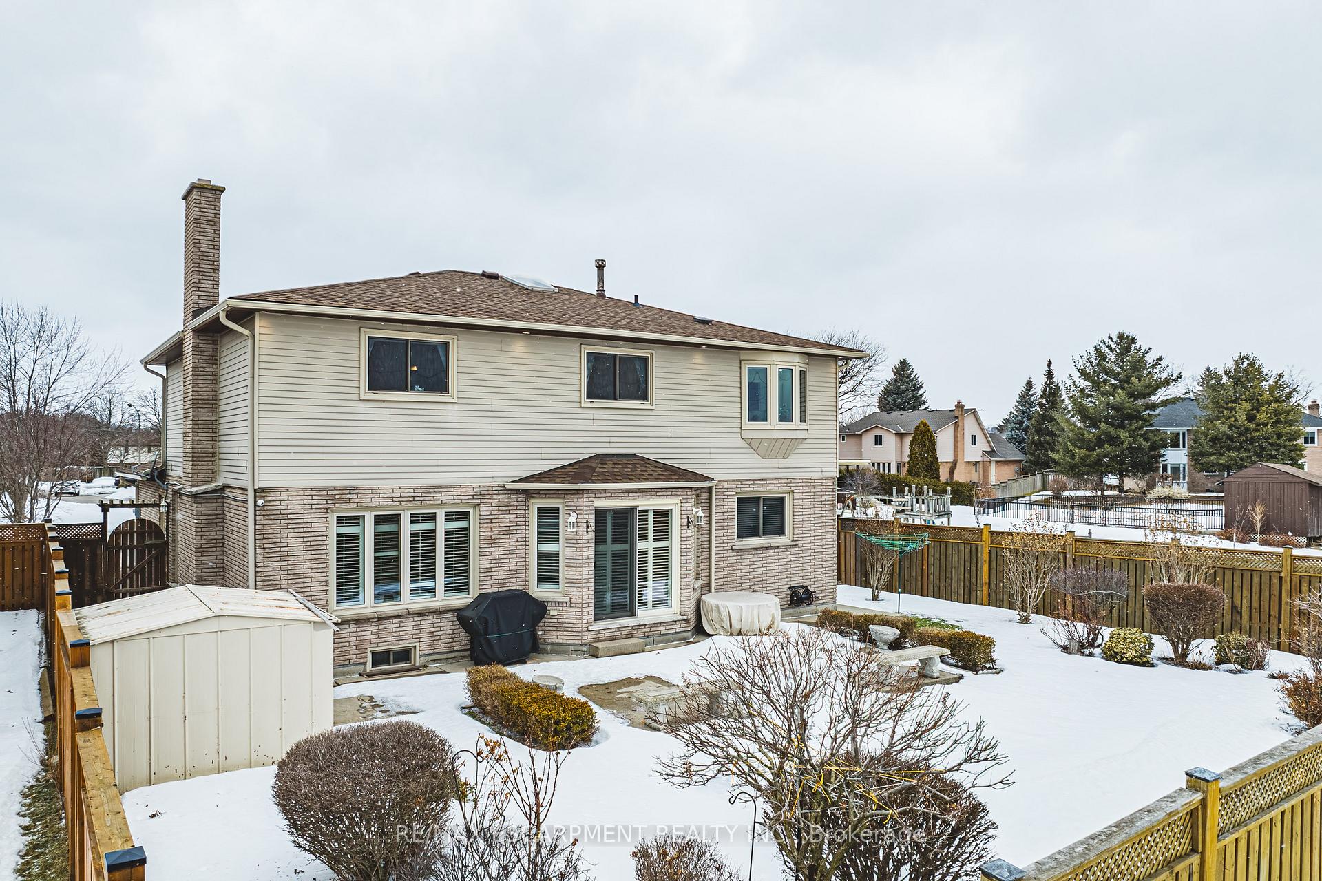 Photo 43 of 28 Sunflower Crescent, Hamilton, Ancaster — HOMEH