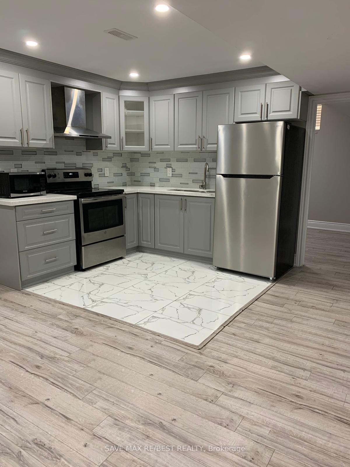 Photo 7 of Unit Bsmt, 20 Cloverhaven Road, Brampton, Toronto Gore Rural Estate — HOMEH