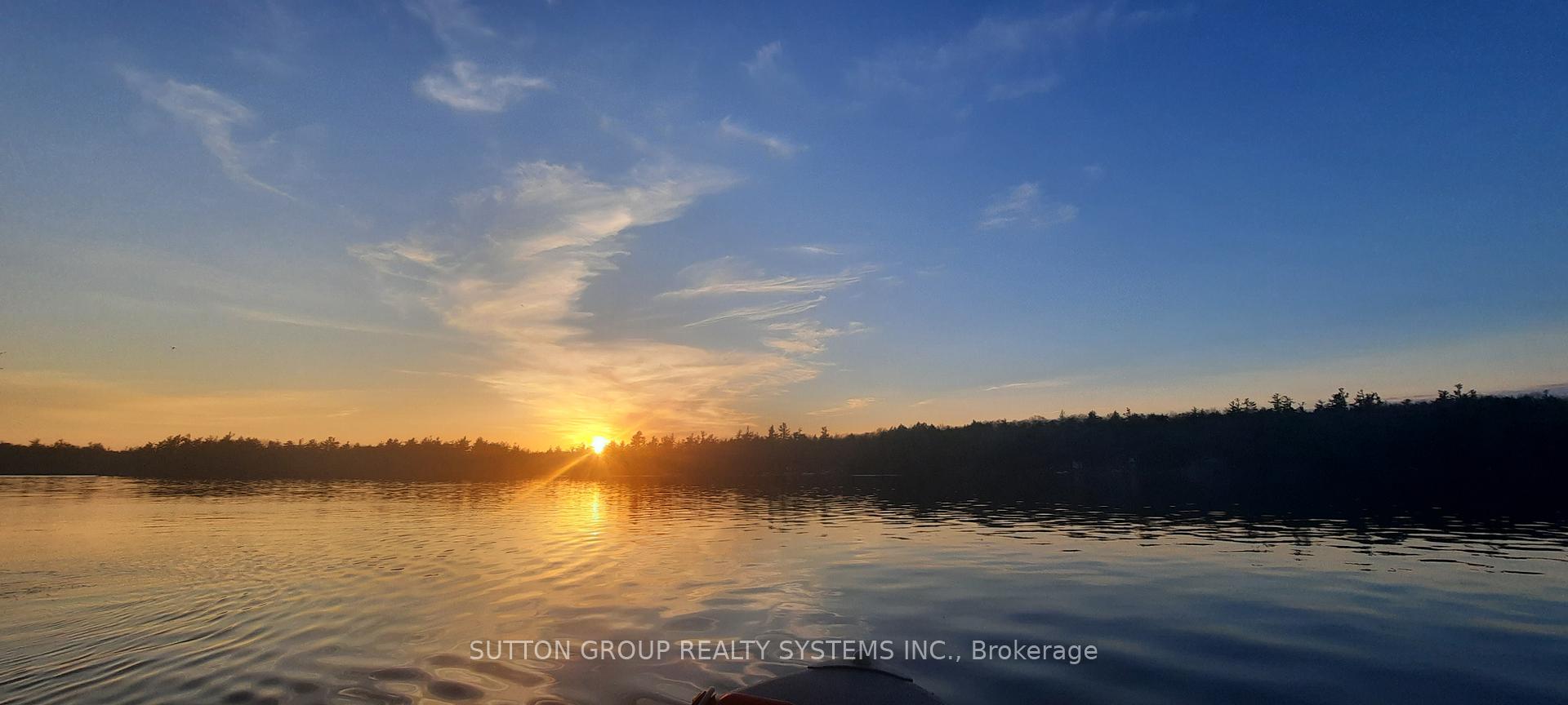 Photo 2 of 397 Healey Lake Wa, The Archipelago, Archipelago South — HOMEH