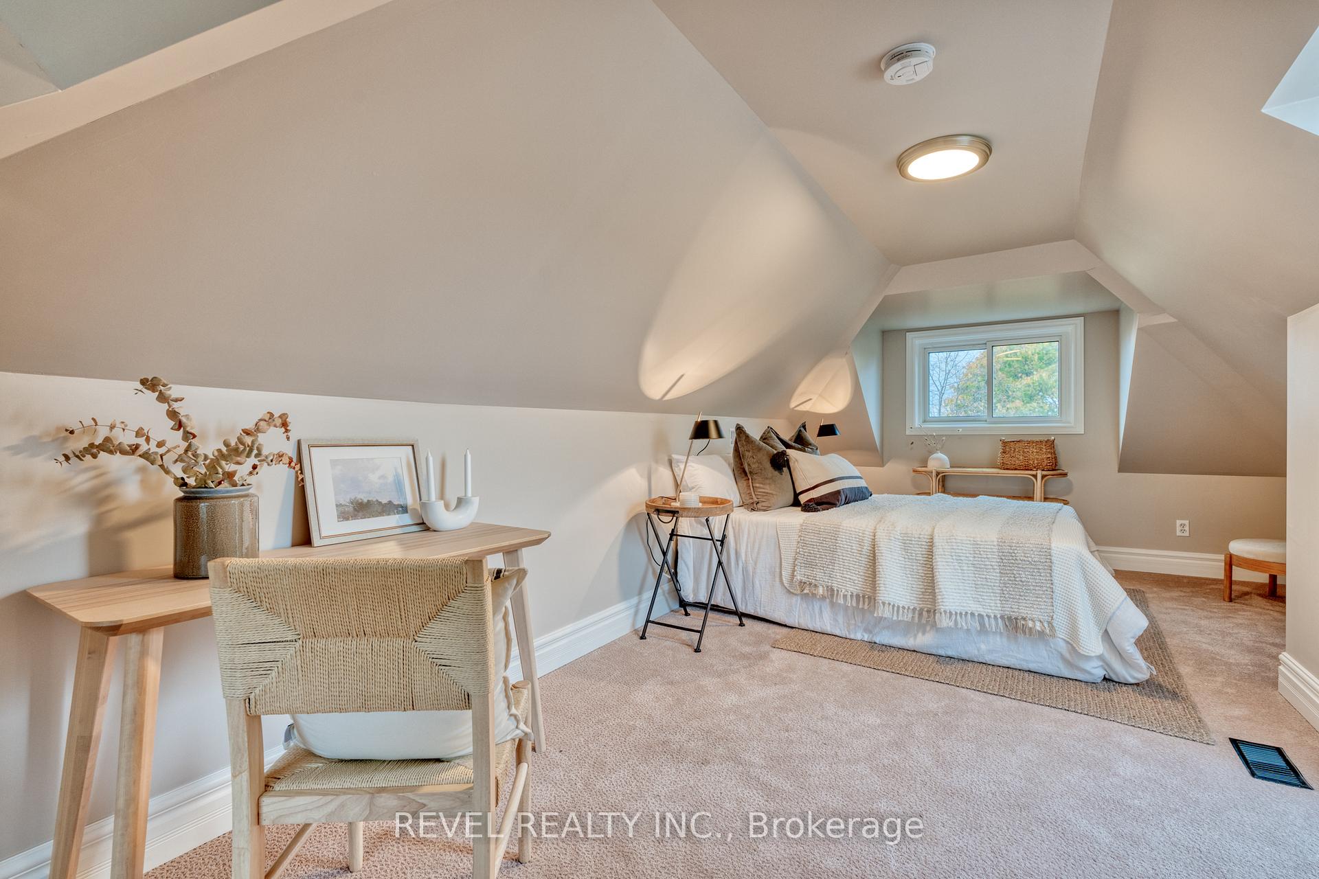 Photo 21 of 262 Homewood Avenue, Hamilton, Kirkendall — HOMEH