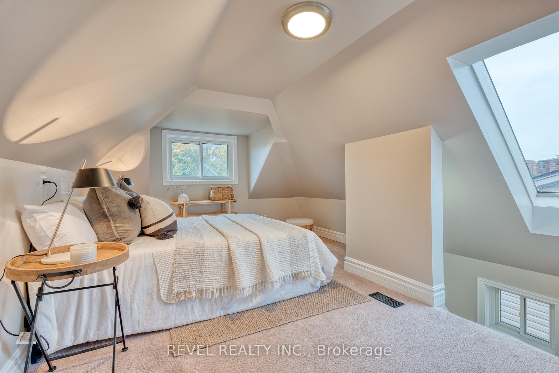 Photo 22 of 262 Homewood Avenue, Hamilton, Kirkendall — HOMEH