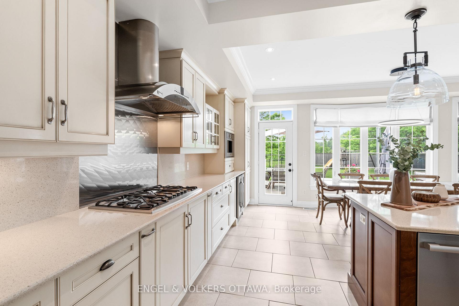 Photo 12 of 164 Chenoa Way, Ottawa, Barrhaven - Stonebridge — HOMEH