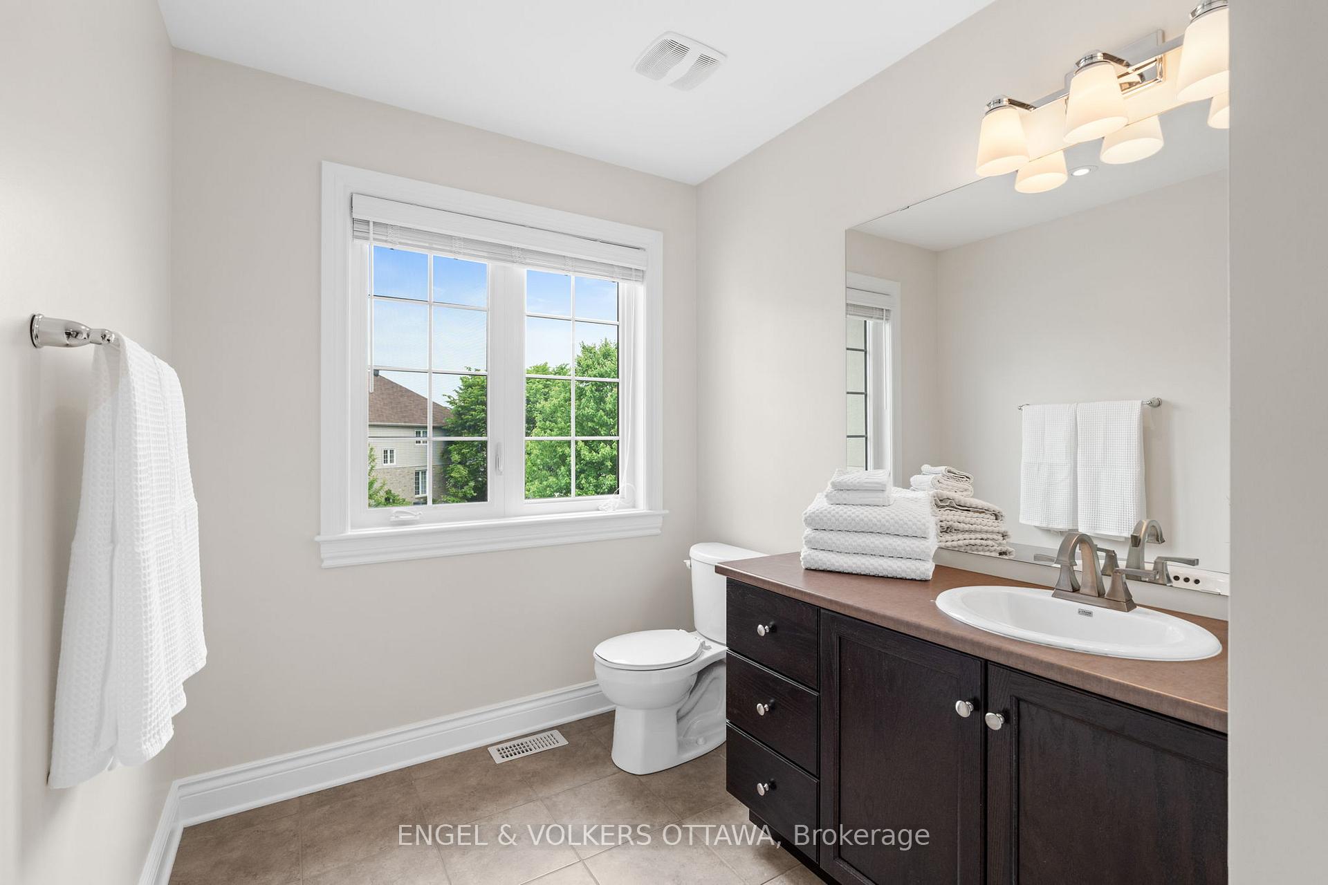 Photo 32 of 164 Chenoa Way, Ottawa, Barrhaven - Stonebridge — HOMEH