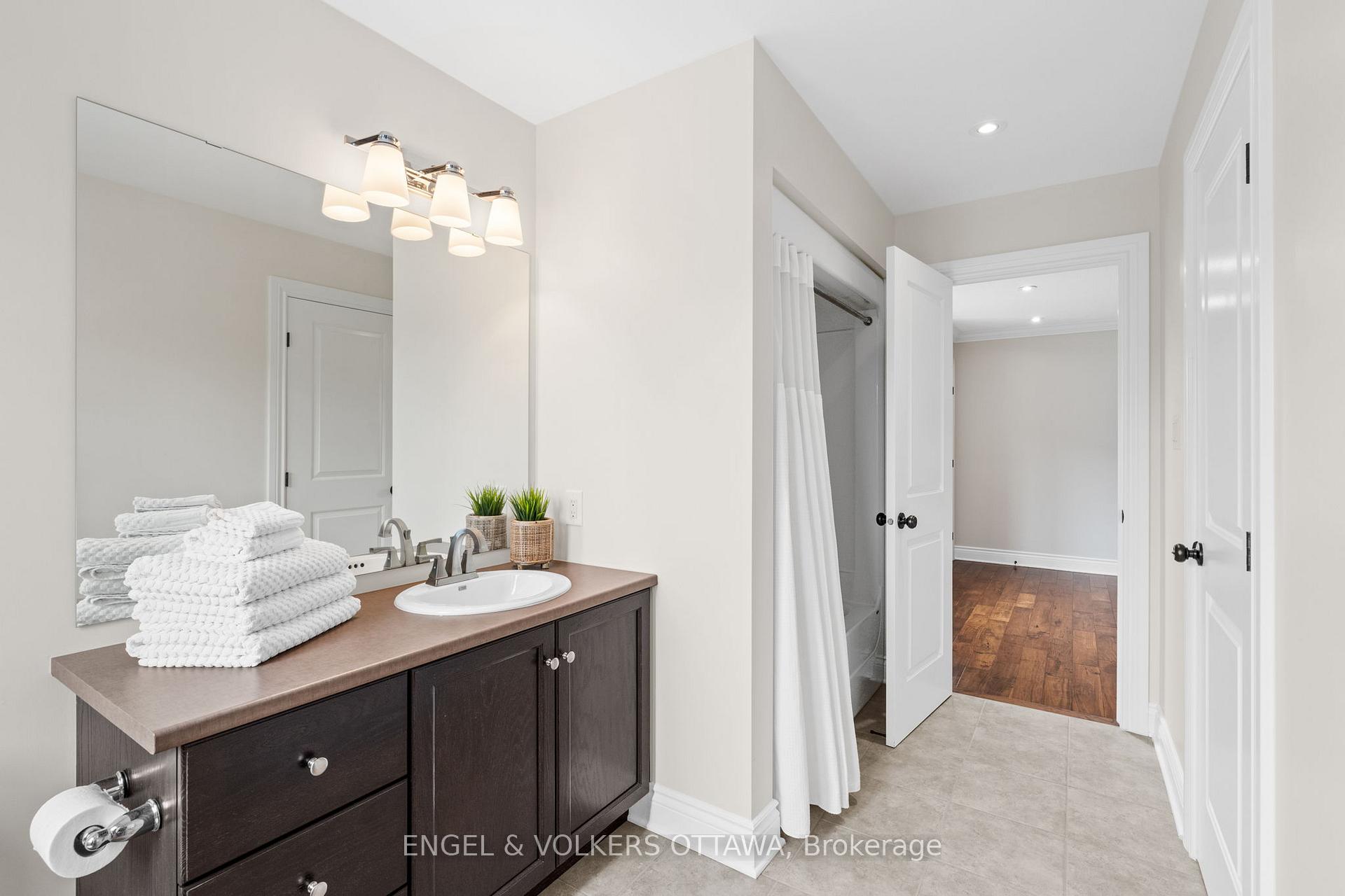 Photo 36 of 164 Chenoa Way, Ottawa, Barrhaven - Stonebridge — HOMEH