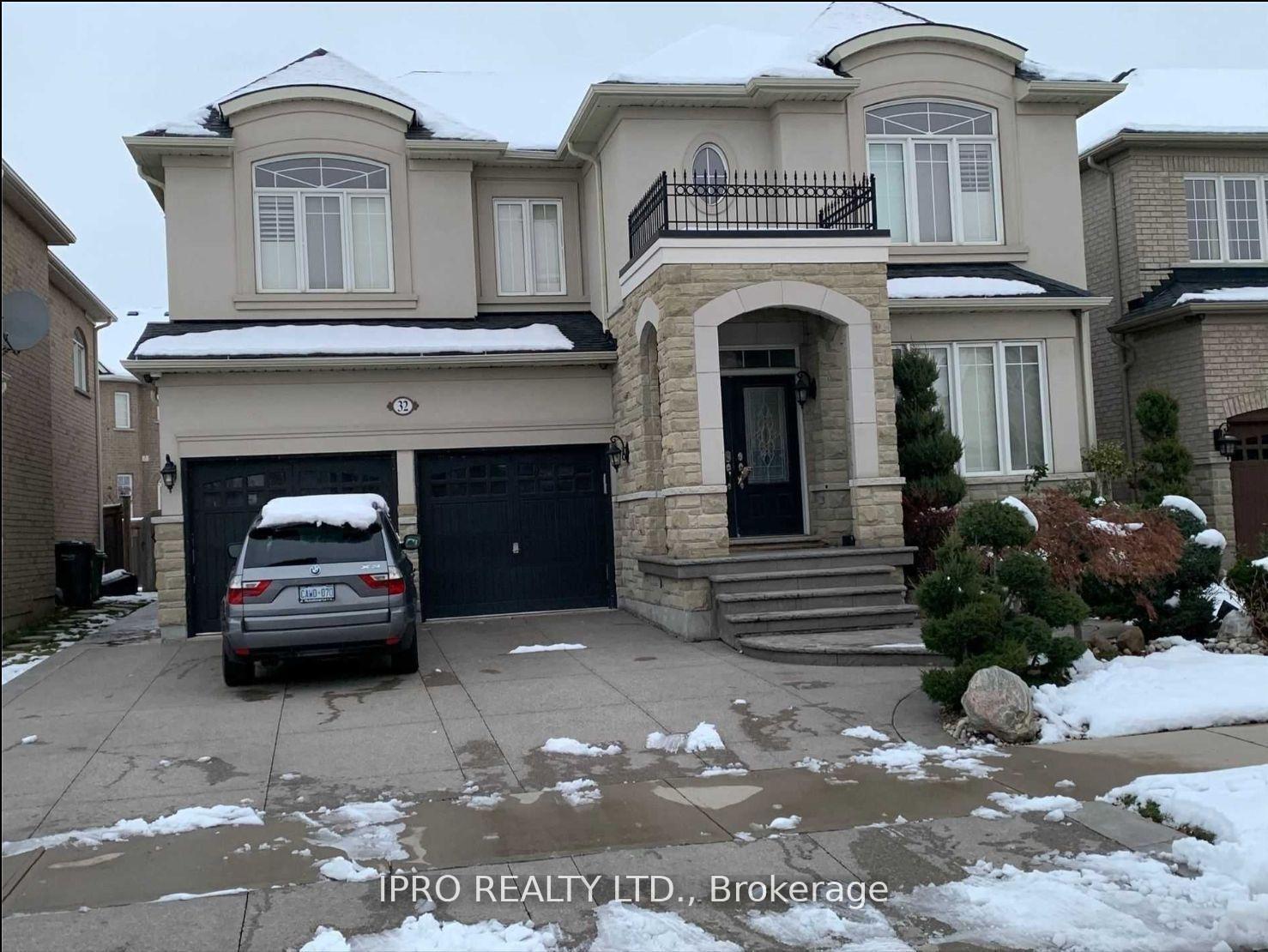 Photo 1 of 32 Bainsville Circle, Brampton, Bram East — HOMEH