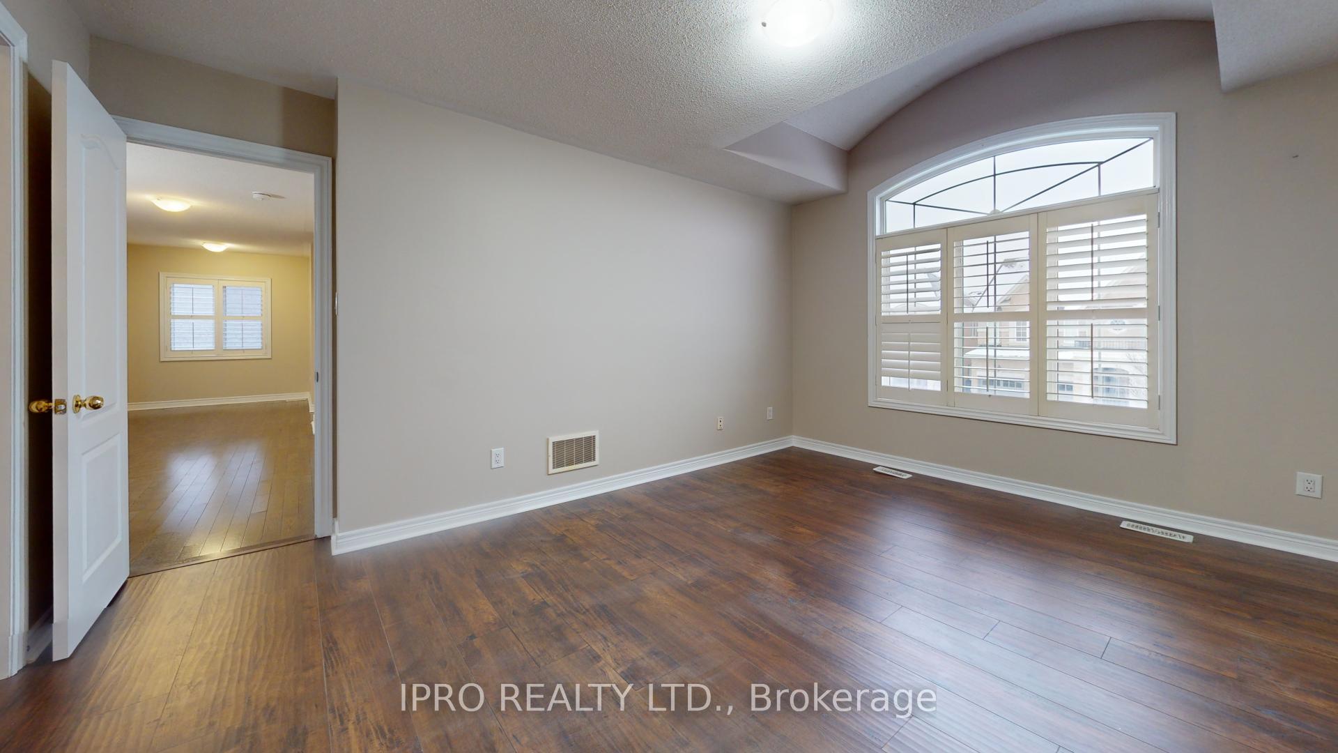 Photo 16 of 32 Bainsville Circle, Brampton, Bram East — HOMEH