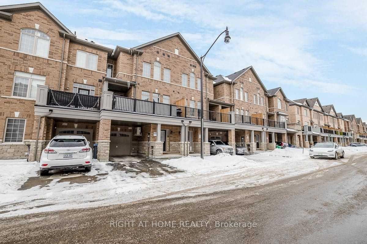 Photo 1 of 113 Fruitvale Circle, Brampton, Northwest Brampton — HOMEH
