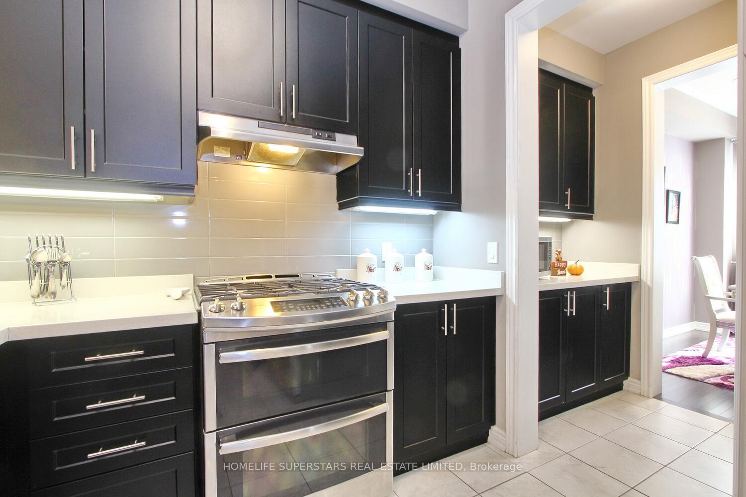 Photo 8 of 80 Saint Dennis Road, Brampton, Sandringham-Wellington North — HOMEH