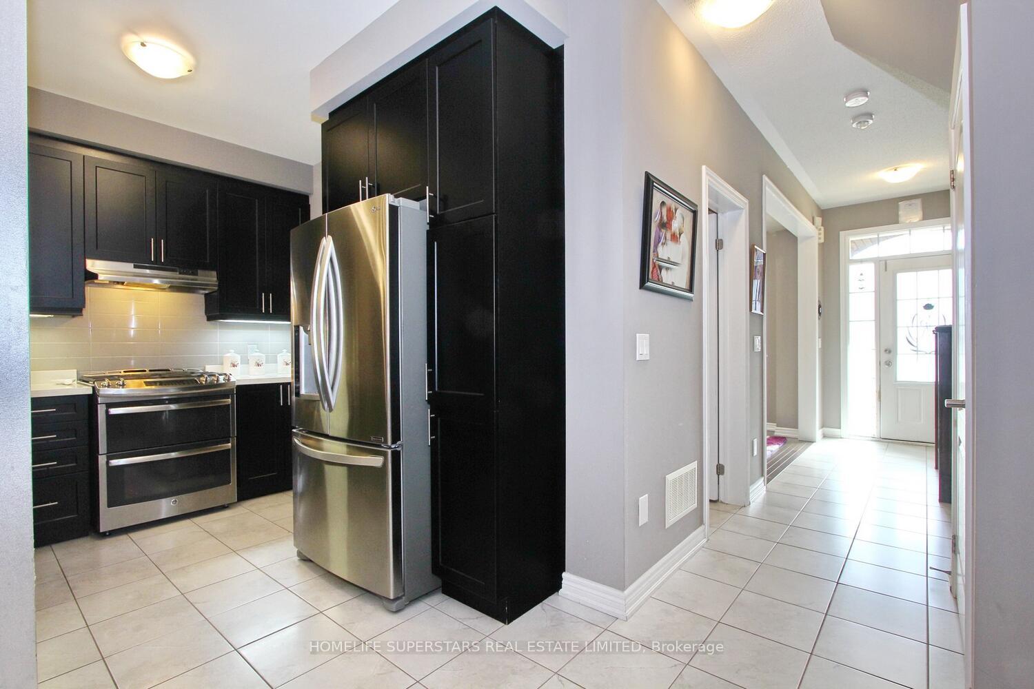 Photo 9 of 80 Saint Dennis Road, Brampton, Sandringham-Wellington North — HOMEH