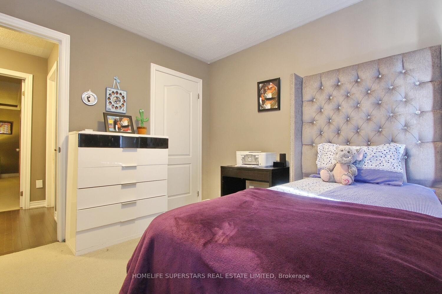 Photo 29 of 80 Saint Dennis Road, Brampton, Sandringham-Wellington North — HOMEH