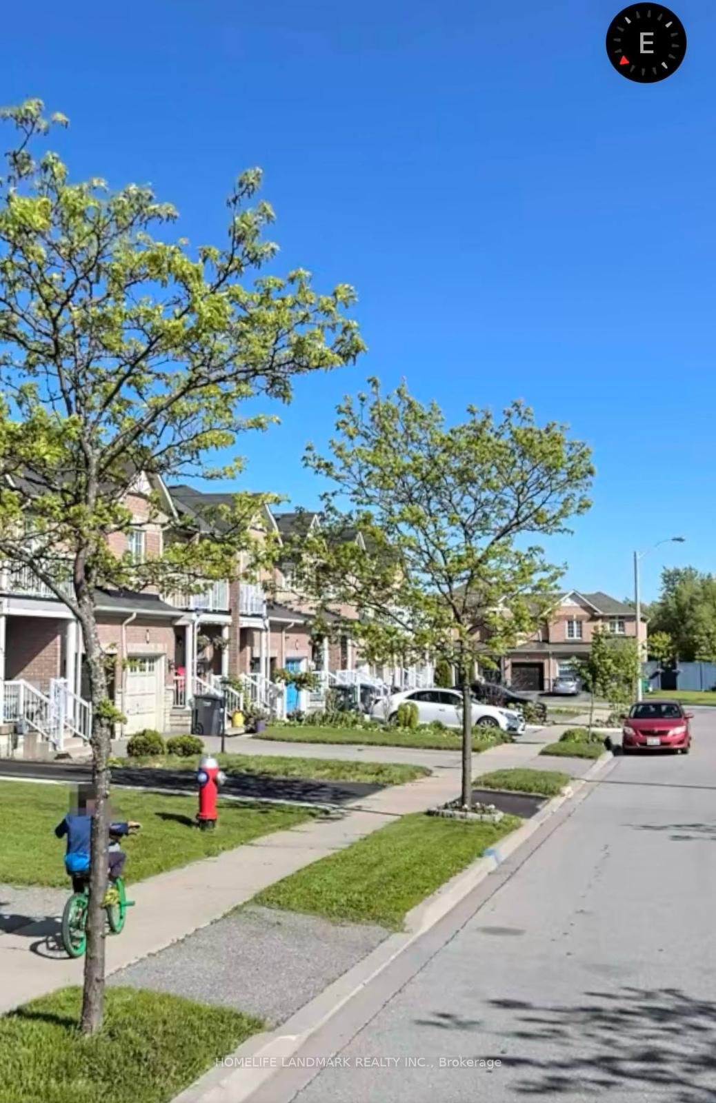 Photo 2 of 23 Heartview Road, Brampton, Sandringham-Wellington — HOMEH