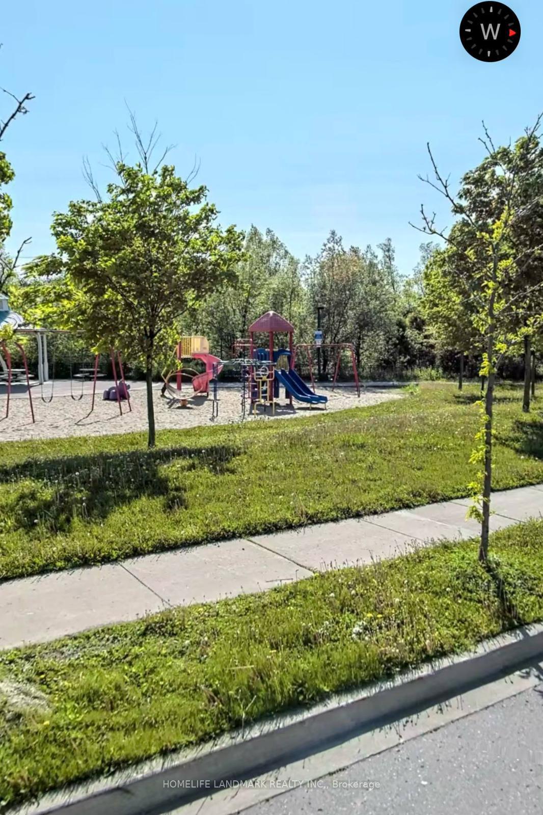 Photo 3 of 23 Heartview Road, Brampton, Sandringham-Wellington — HOMEH
