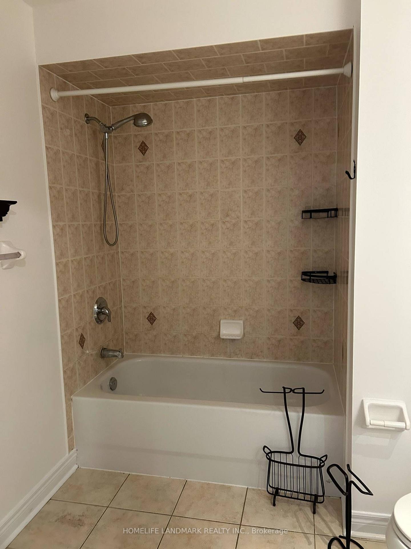 Photo 12 of 23 Heartview Road, Brampton, Sandringham-Wellington — HOMEH