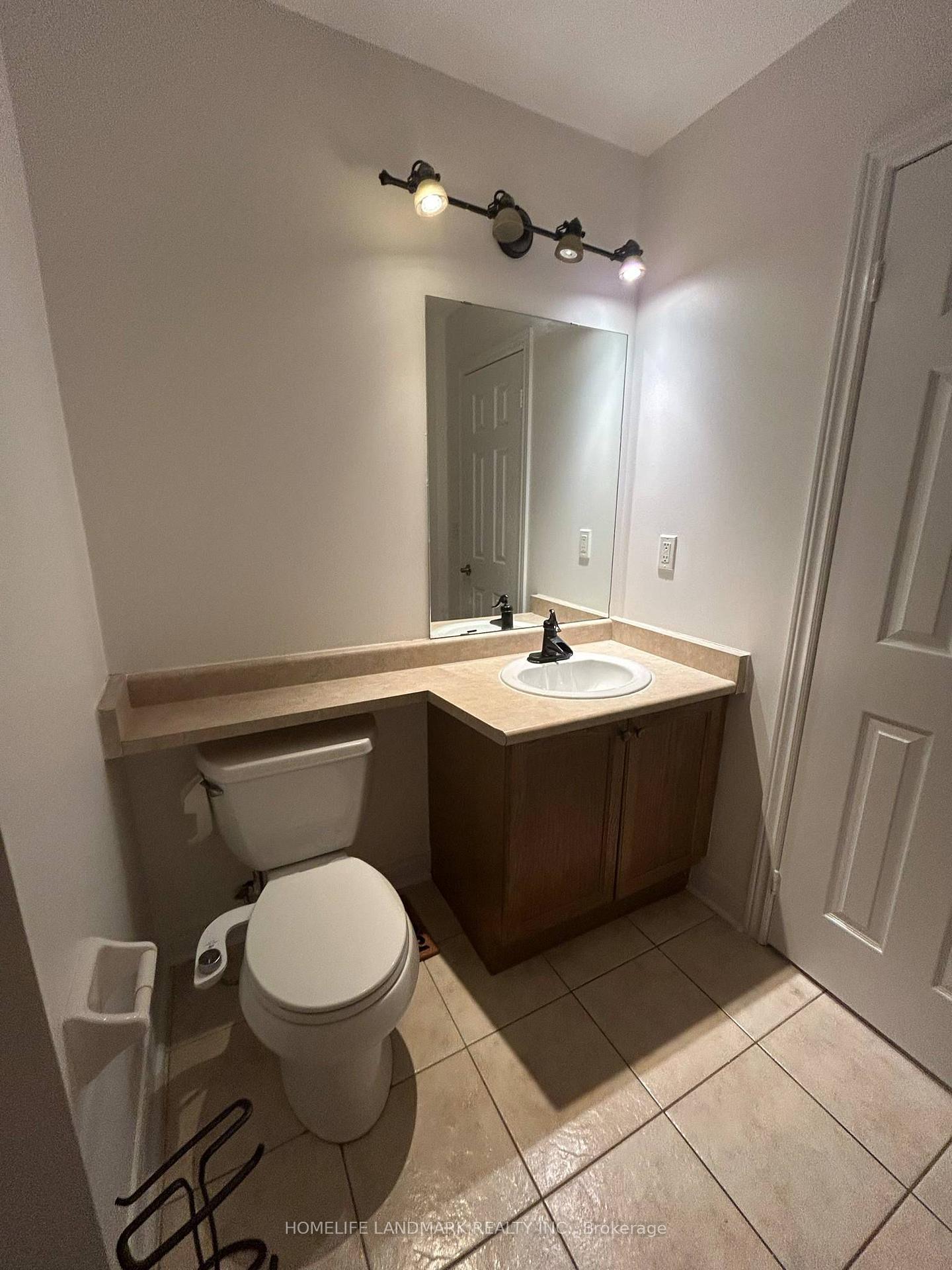 Photo 13 of 23 Heartview Road, Brampton, Sandringham-Wellington — HOMEH