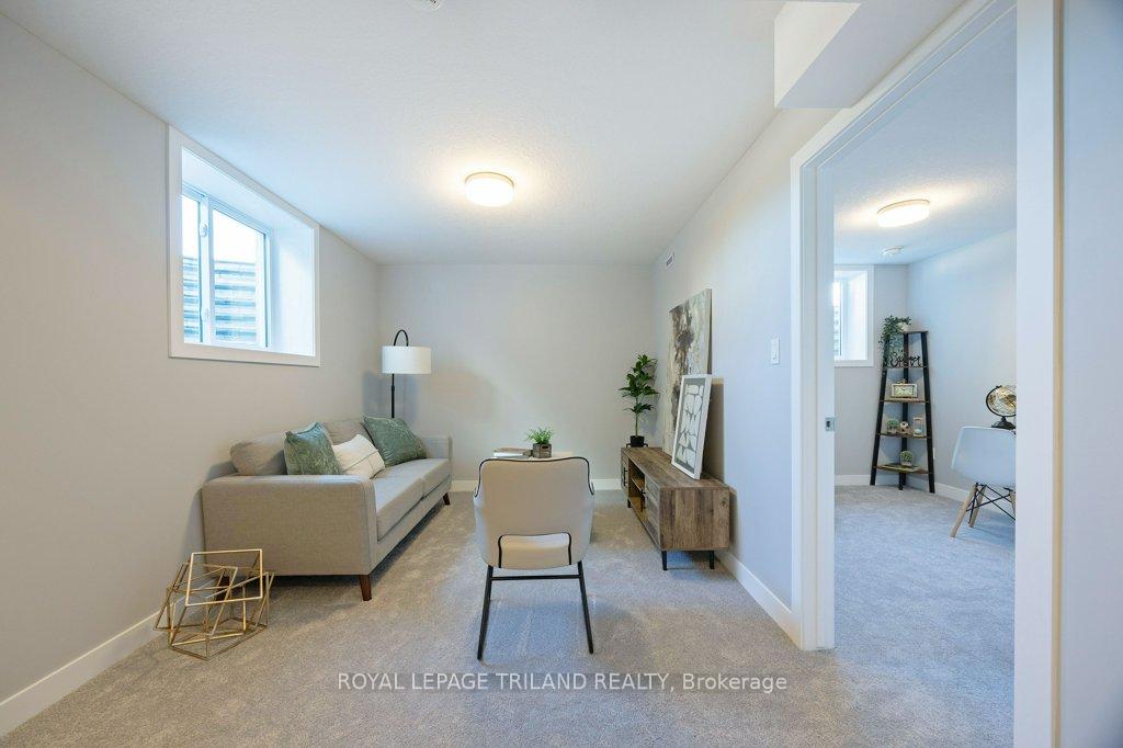 Photo 36 of 107 Empire Parkway, St. Thomas — HOMEH