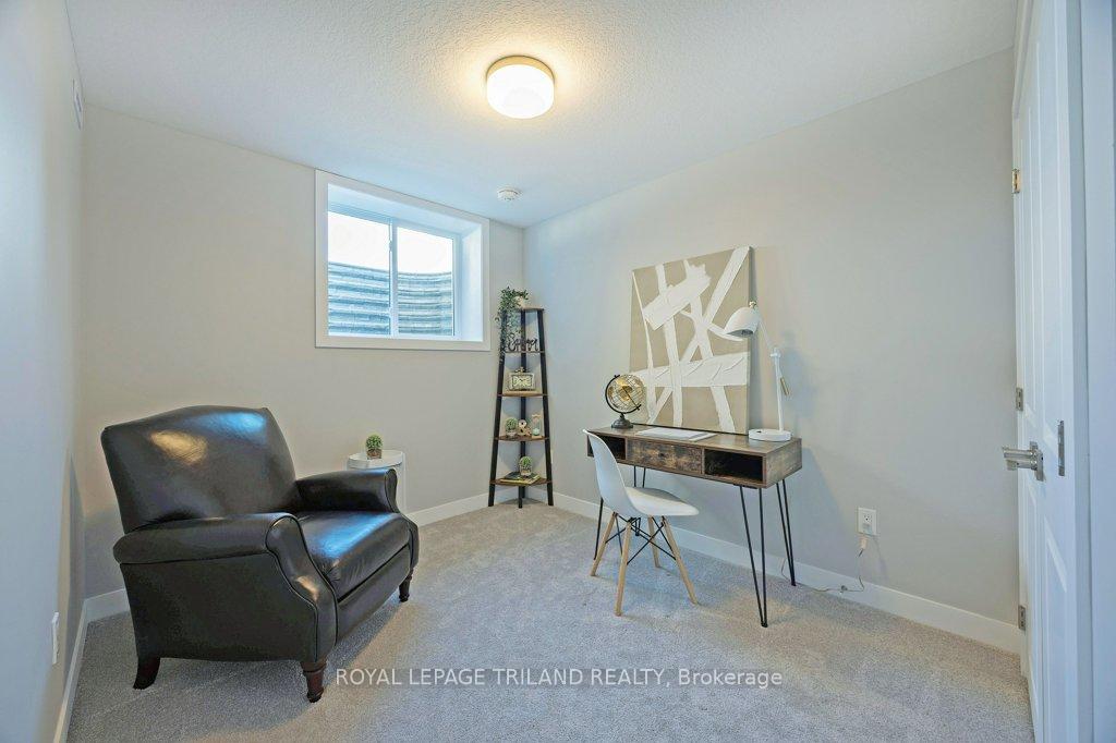 Photo 37 of 107 Empire Parkway, St. Thomas — HOMEH