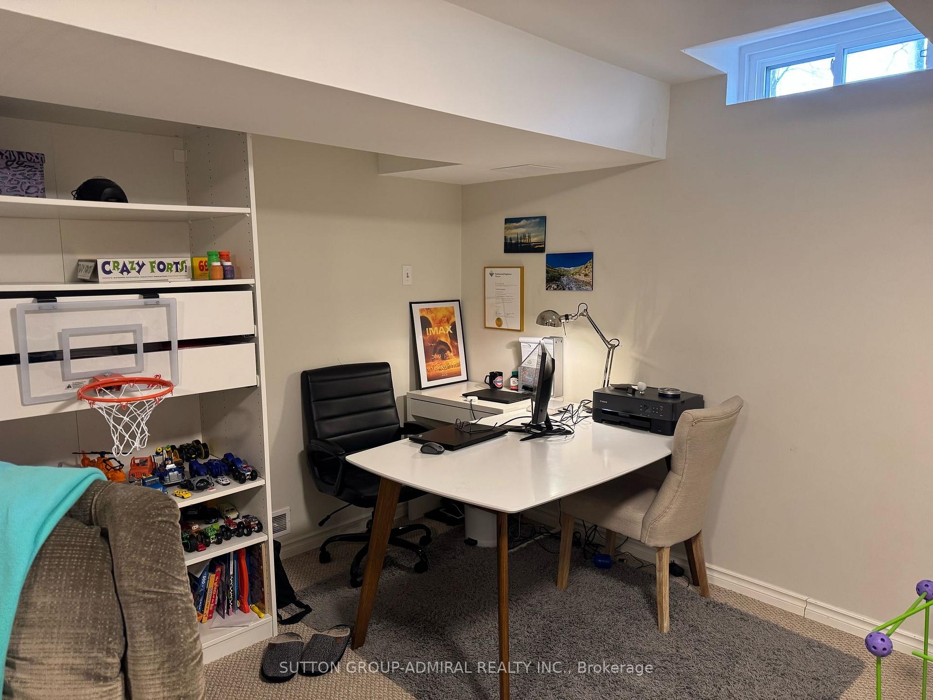 Photo 12 of 32 Middlemiss Crescent, Cambridge — HOMEH