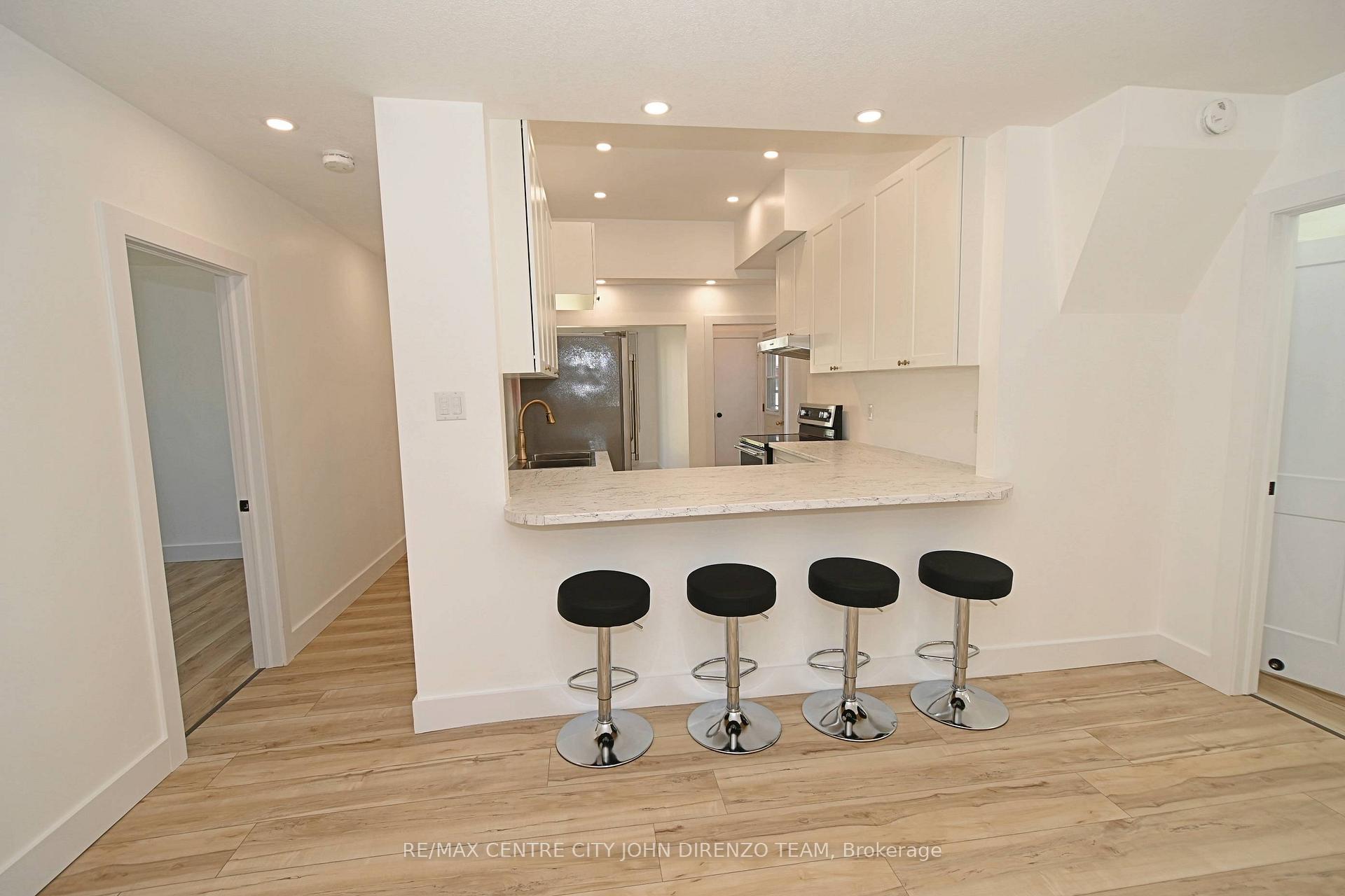 Photo 3 of 87 Gladstone Avenue, St. Thomas — HOMEH