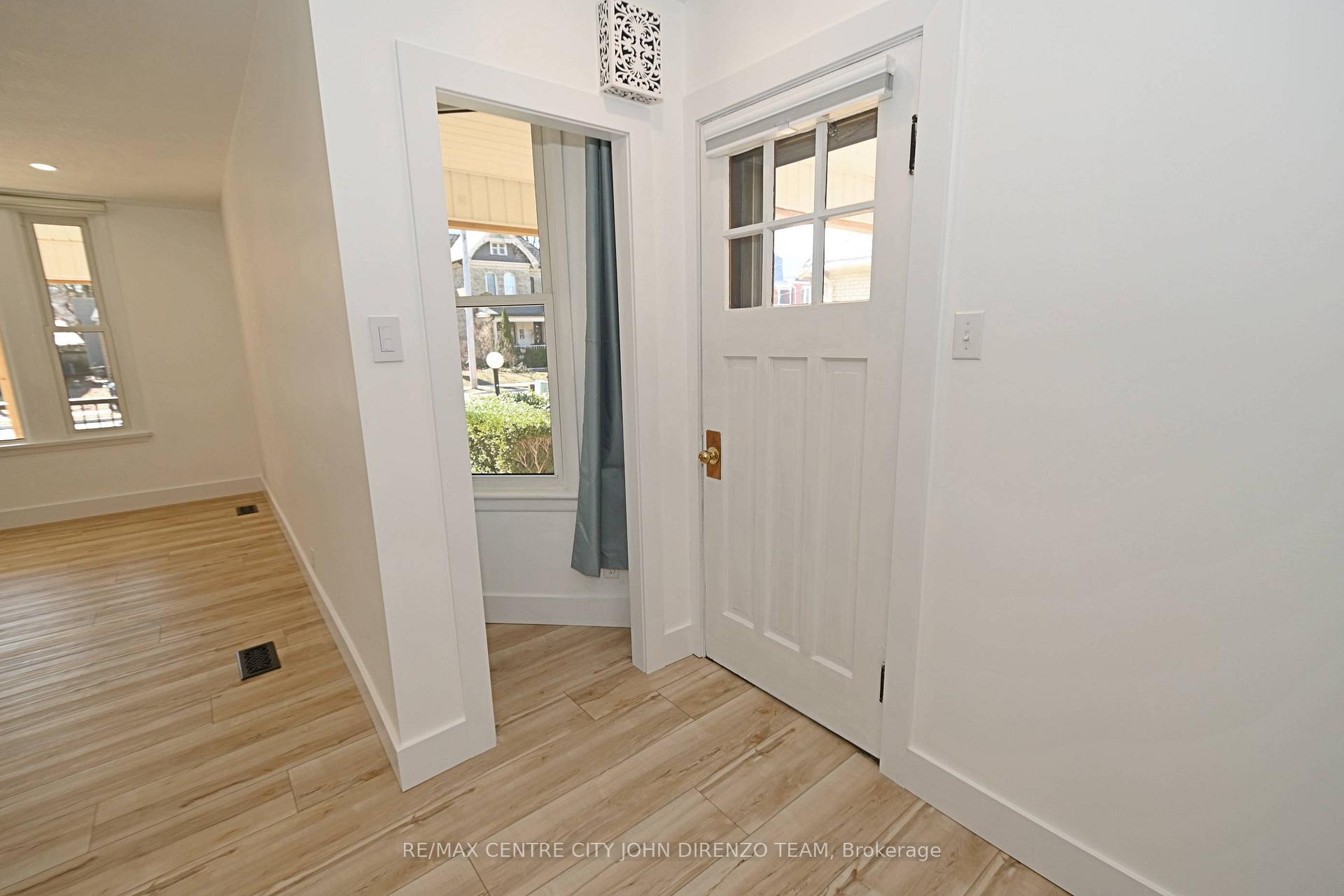 Photo 16 of 87 Gladstone Avenue, St. Thomas — HOMEH