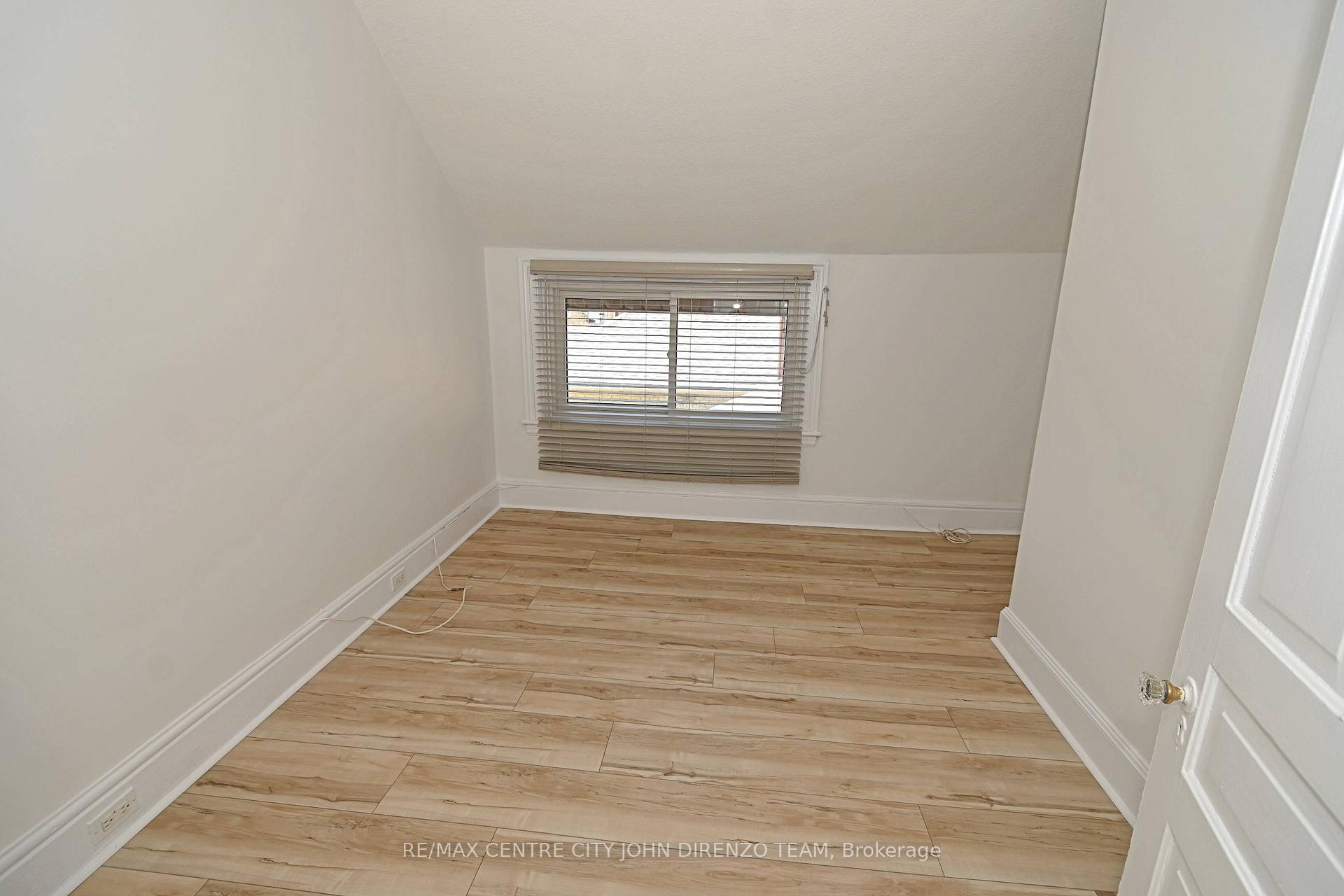 Photo 29 of 87 Gladstone Avenue, St. Thomas — HOMEH