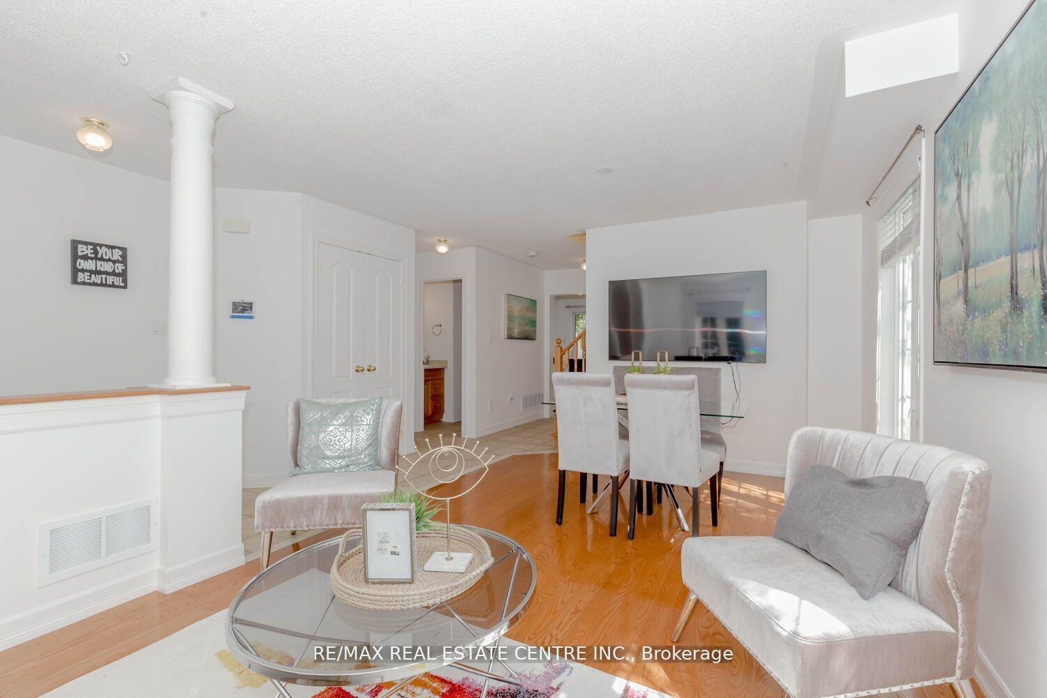 Photo 5 of 108 Williamson Drive, Brampton, Fletcher's Meadow — HOMEH