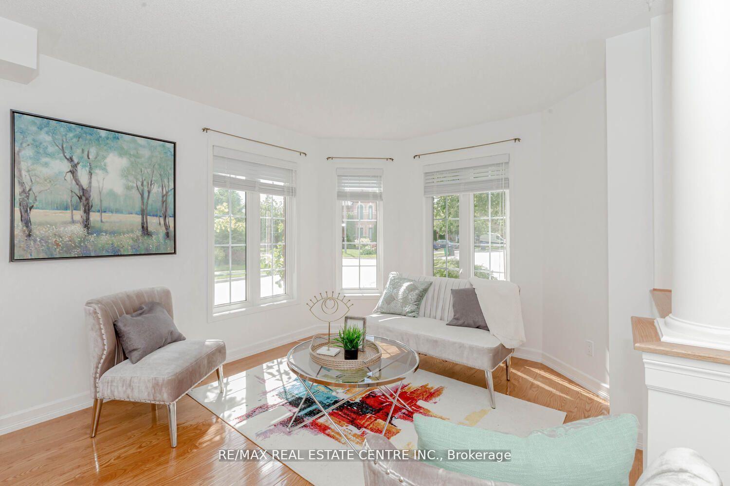 Photo 12 of 108 Williamson Drive, Brampton, Fletcher's Meadow — HOMEH