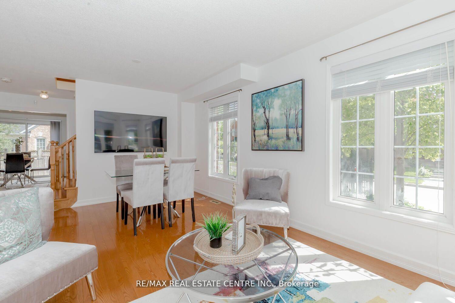 Photo 7 of 108 Williamson Drive, Brampton, Fletcher's Meadow — HOMEH