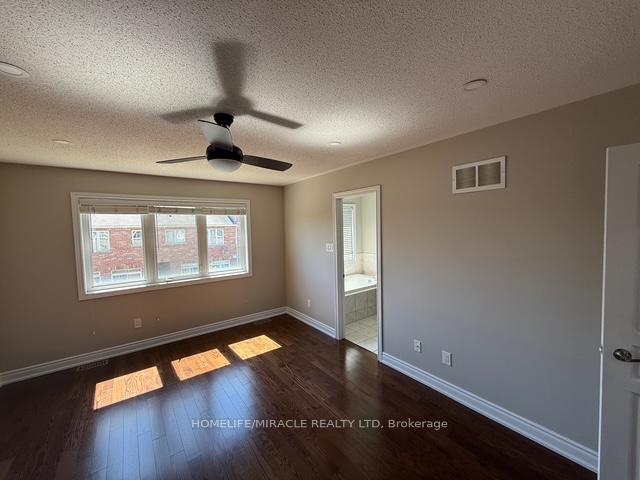 Photo 25 of 48 Pendulum Circle, Brampton, Sandringham-Wellington — HOMEH