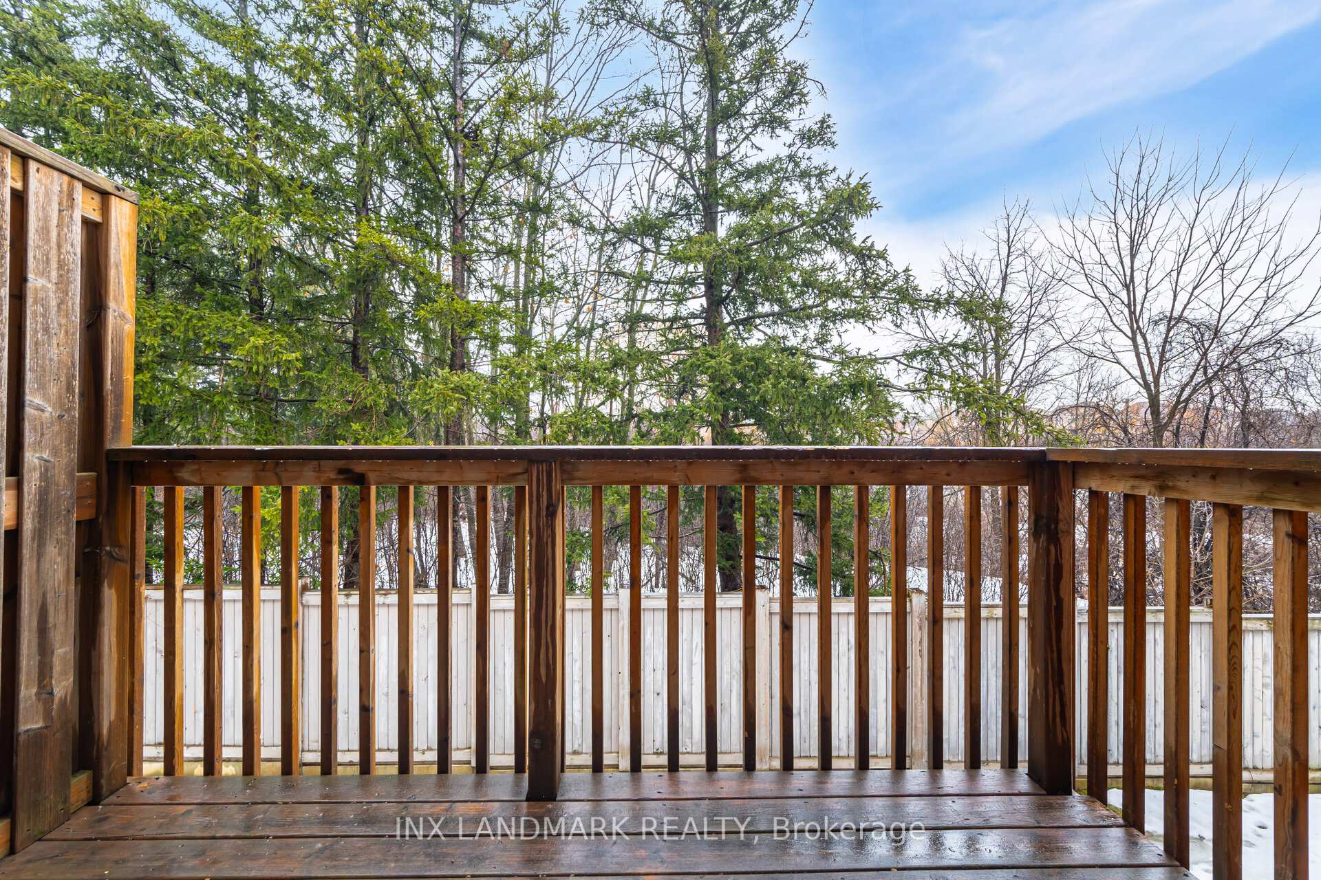 Photo 13 of 23 Abercove Close, Brampton, Credit Valley — HOMEH